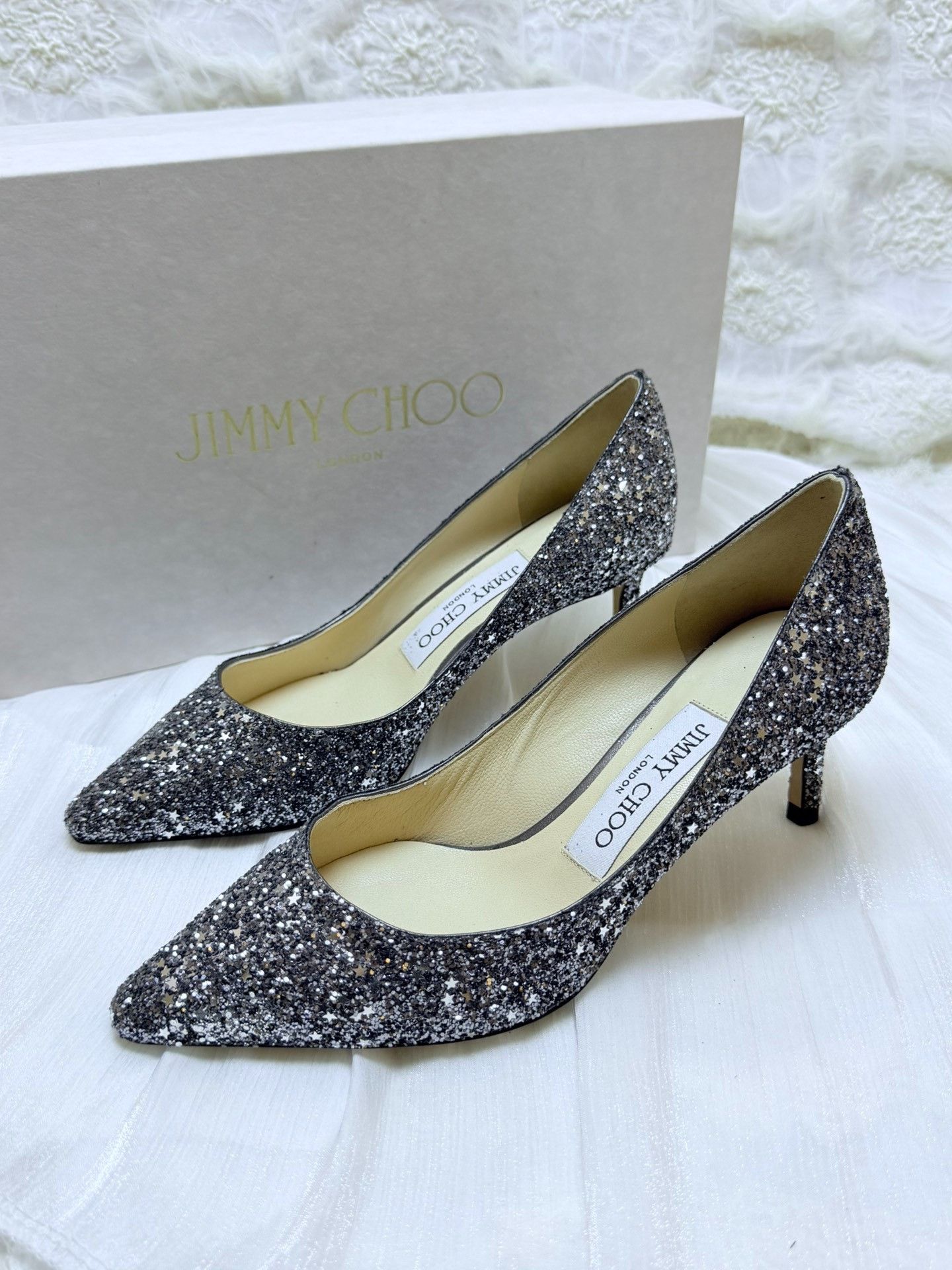 Jimmy Choo Jimmy Choo Silver Lowtop Sneakers it_34 Women Size US 4 / IT 34 - 1 Thumbnail