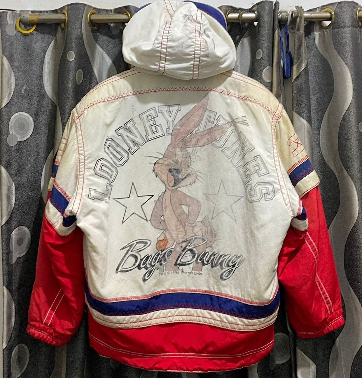 Vintage 90’s Jacket Looney Tones Size US XXL / EU 58 / 5 - 2 Thumbnail