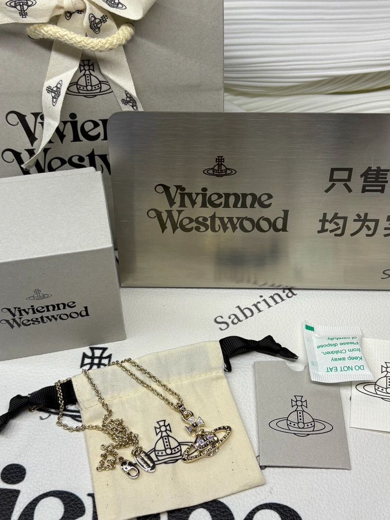 Vivienne Westwood Vivienne Westwood Riveted Flat Saturn Necklace for Women-G Size ONE SIZE - 2 Thumbnail