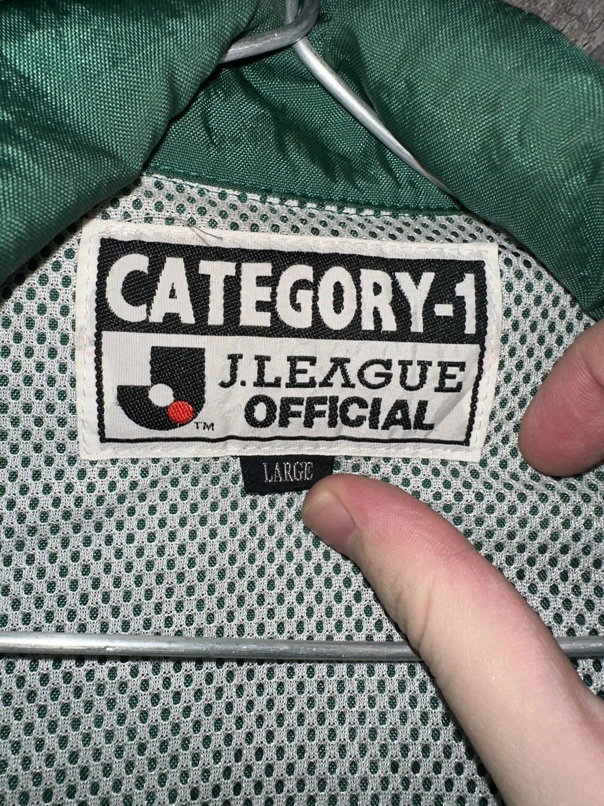 Japanese Brand Vintage Kawasaki Yomiuri Verdy Windbreaker Button Up Jacket Size US L / EU 52-54 / 3 - 5 Thumbnail