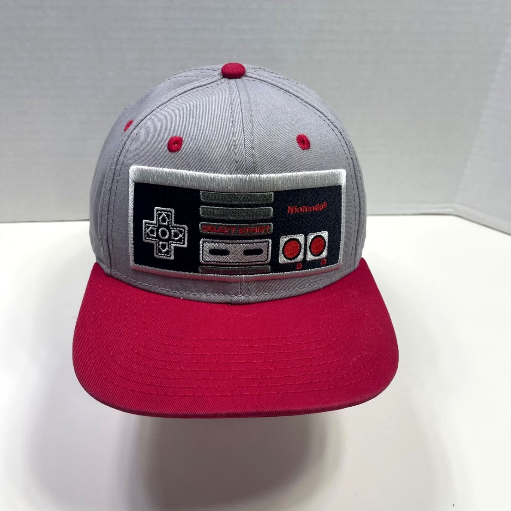 Nintendo Nintendo NES Controller Hat. Gray Red Nintendo Entertainment System Hat 2015 Adult Men One Size Size ONE SIZE - 2 Thumbnail