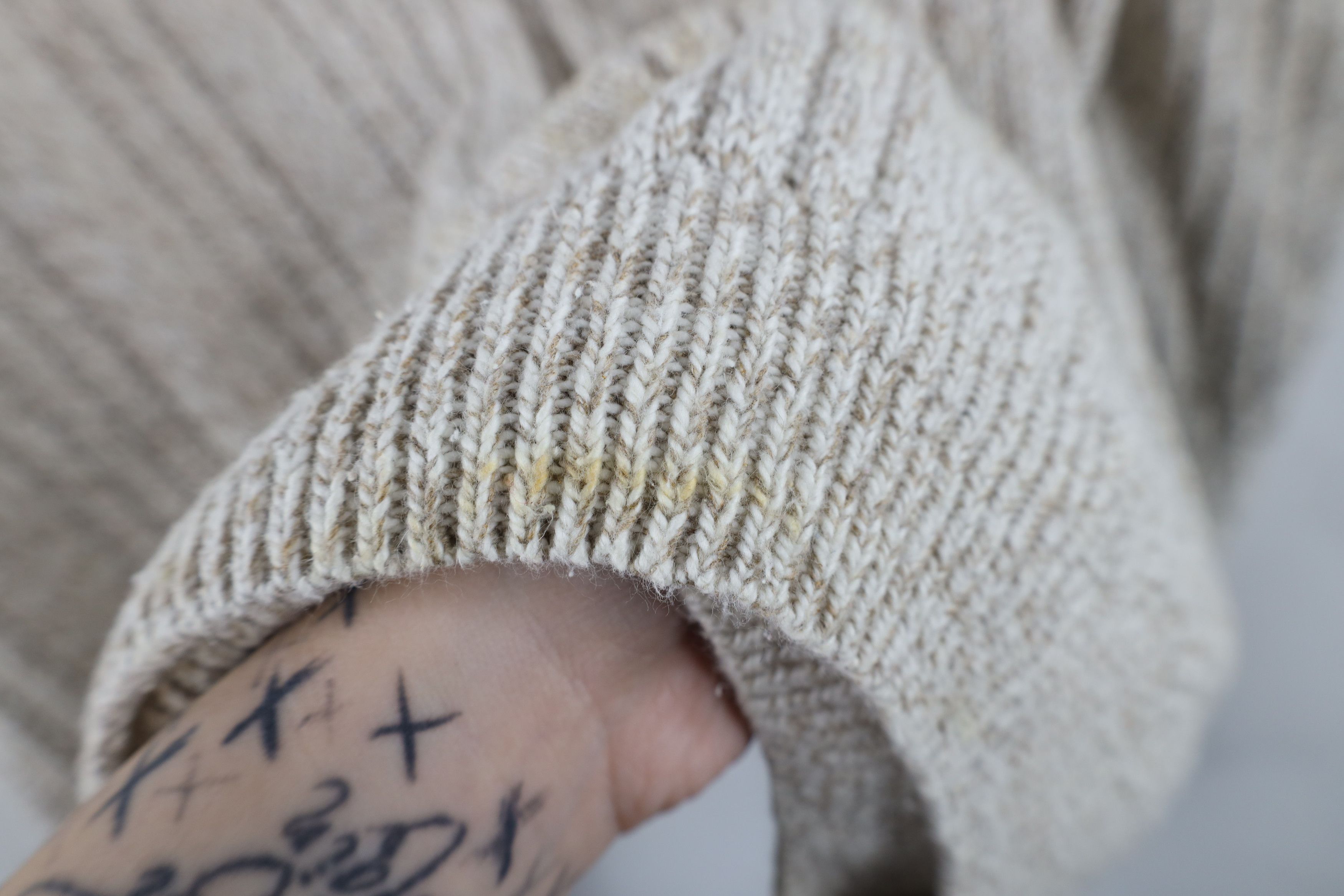 Vintage Vintage 90s Streetwear Ribbed Knit Henley Sweater Beige USA Size US XL / EU 56 / 4 - 9 Thumbnail