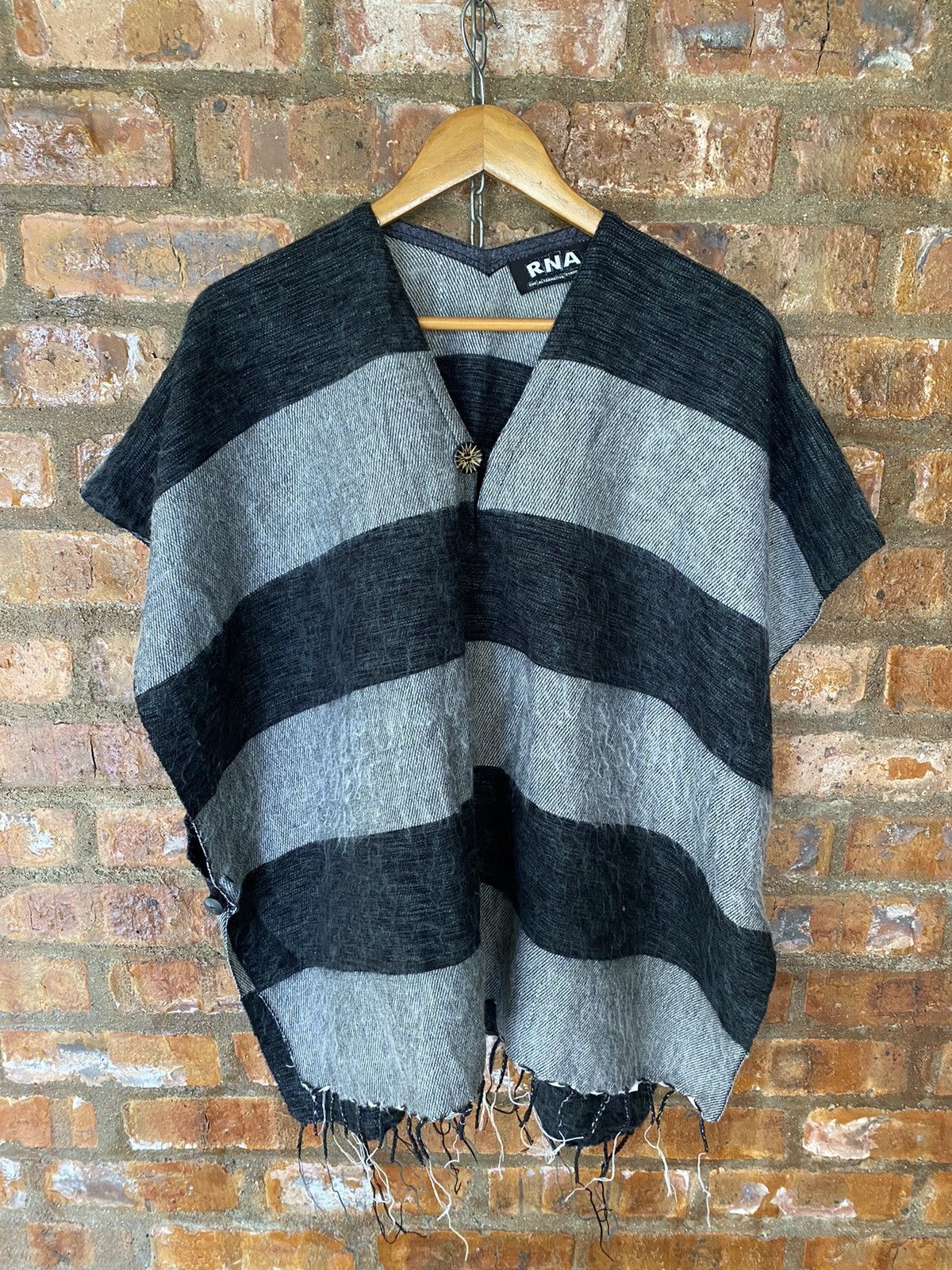 Hysteric Glamour × Japanese Brand × Unrivaled RNA UNRIVALED hagi poncho Size US M / EU 48-50 / 2 - 5 Thumbnail