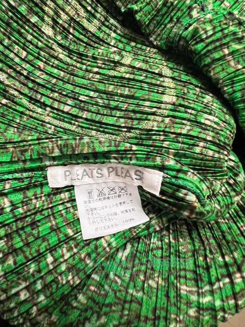 Issey Miyake Issey Miyake Green Elephant Earrings Sleeveless Vest Size L / US 10 / IT 46 - 5 Thumbnail