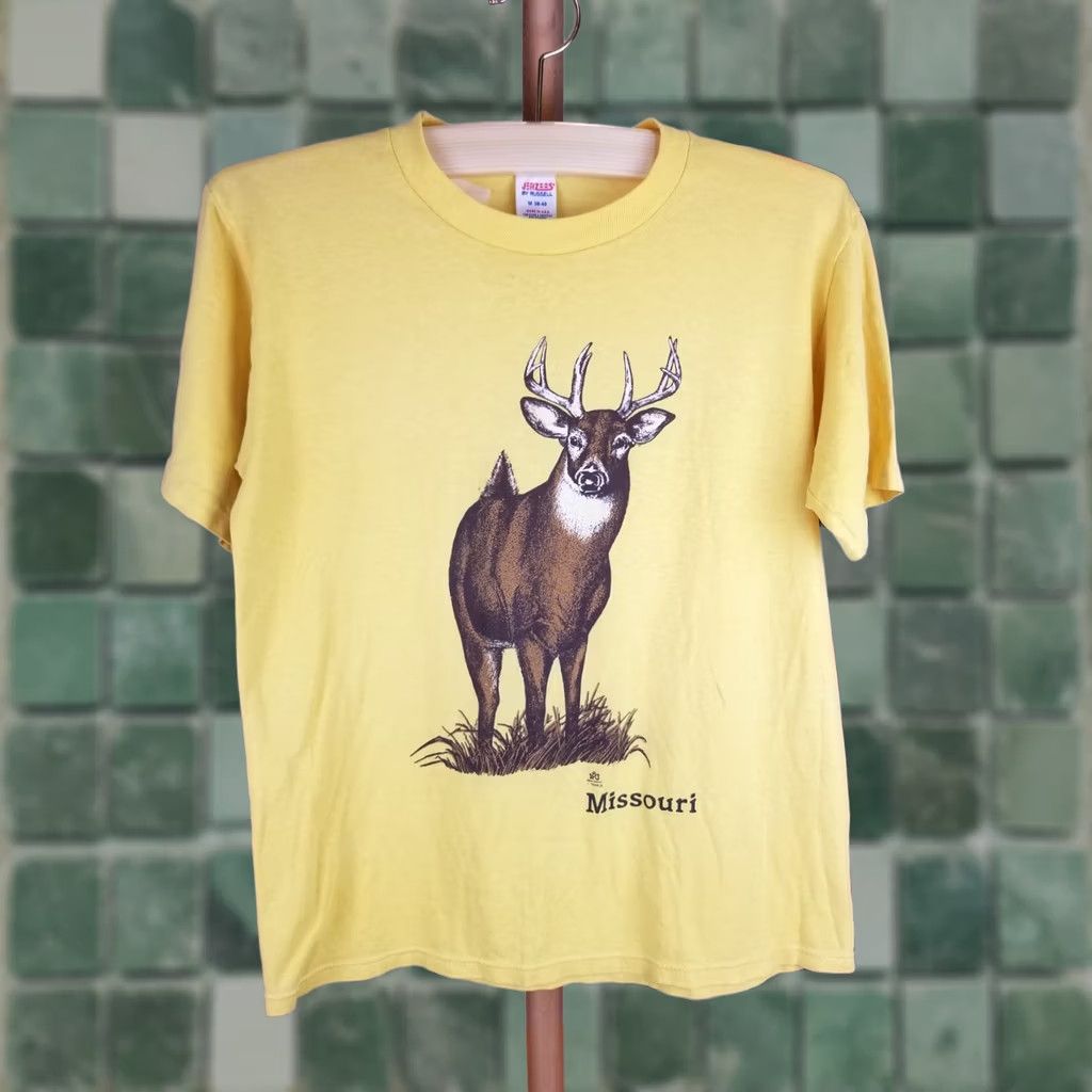 Jerzees VINTAGE 1992 JERZEES T-SHIRT Yellow SZ M DEER 2 SIDE PRINT SINGLE STITCH Mens Size US M / EU 48-50 / 2 - 1 Thumbnail