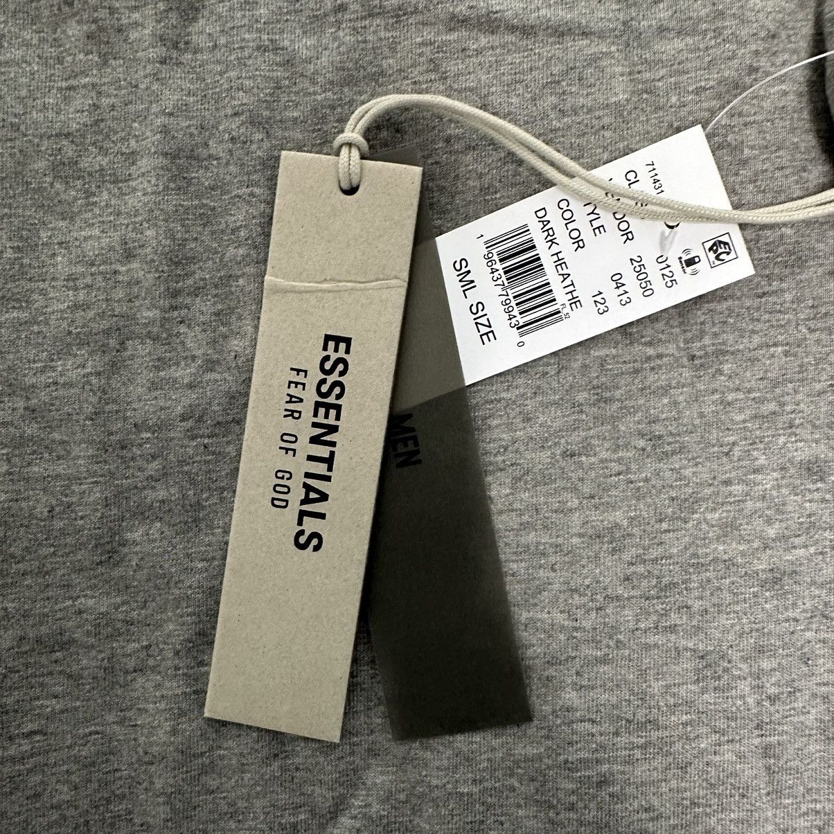 Essentials × Fear of God Fear of God Essentials SS24 Long-Sleeve Tab Tee Dark Heather Size US S / EU 44-46 / 1 - 5 Thumbnail