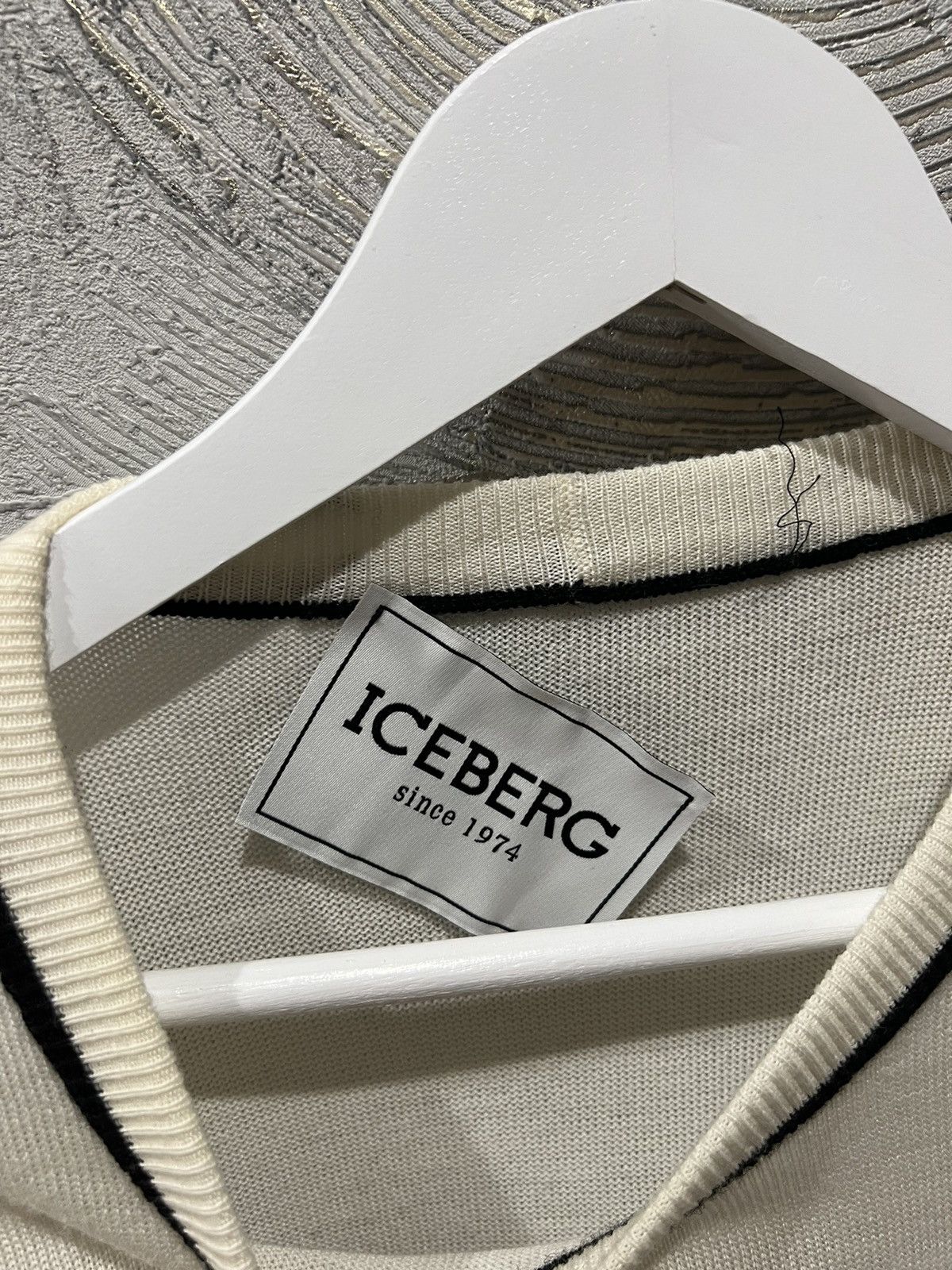 Iceberg 💰Very Rare💰 Iceberg “Real Feelings” wool sweater crew neck Size US L / EU 52-54 / 3 - 2 Thumbnail
