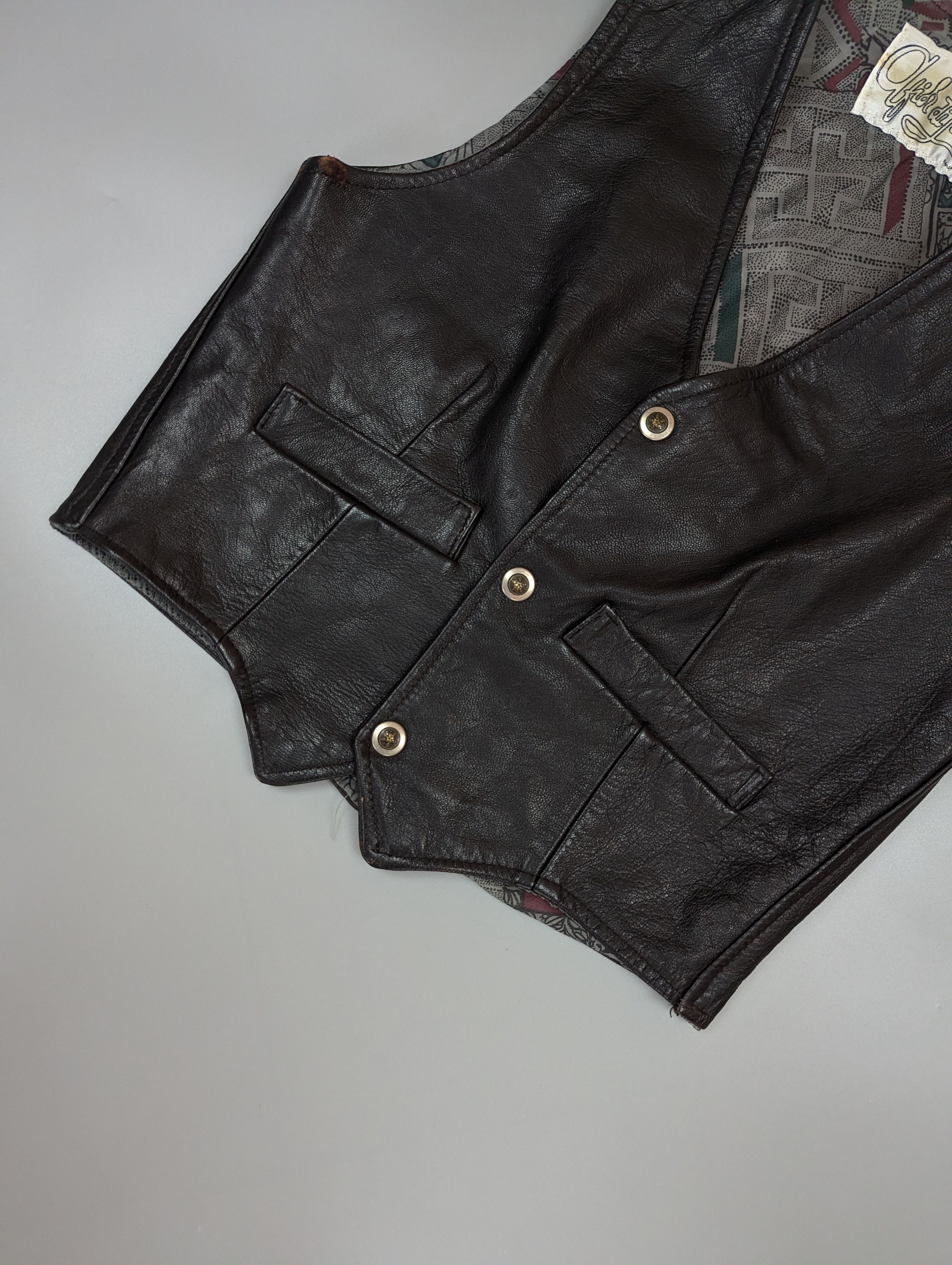 Vintage Italian Leather Biker Vest Womens Dark Brown Indie Sleaze Size XS / US 0-2 / IT 36-38 - 4 Thumbnail