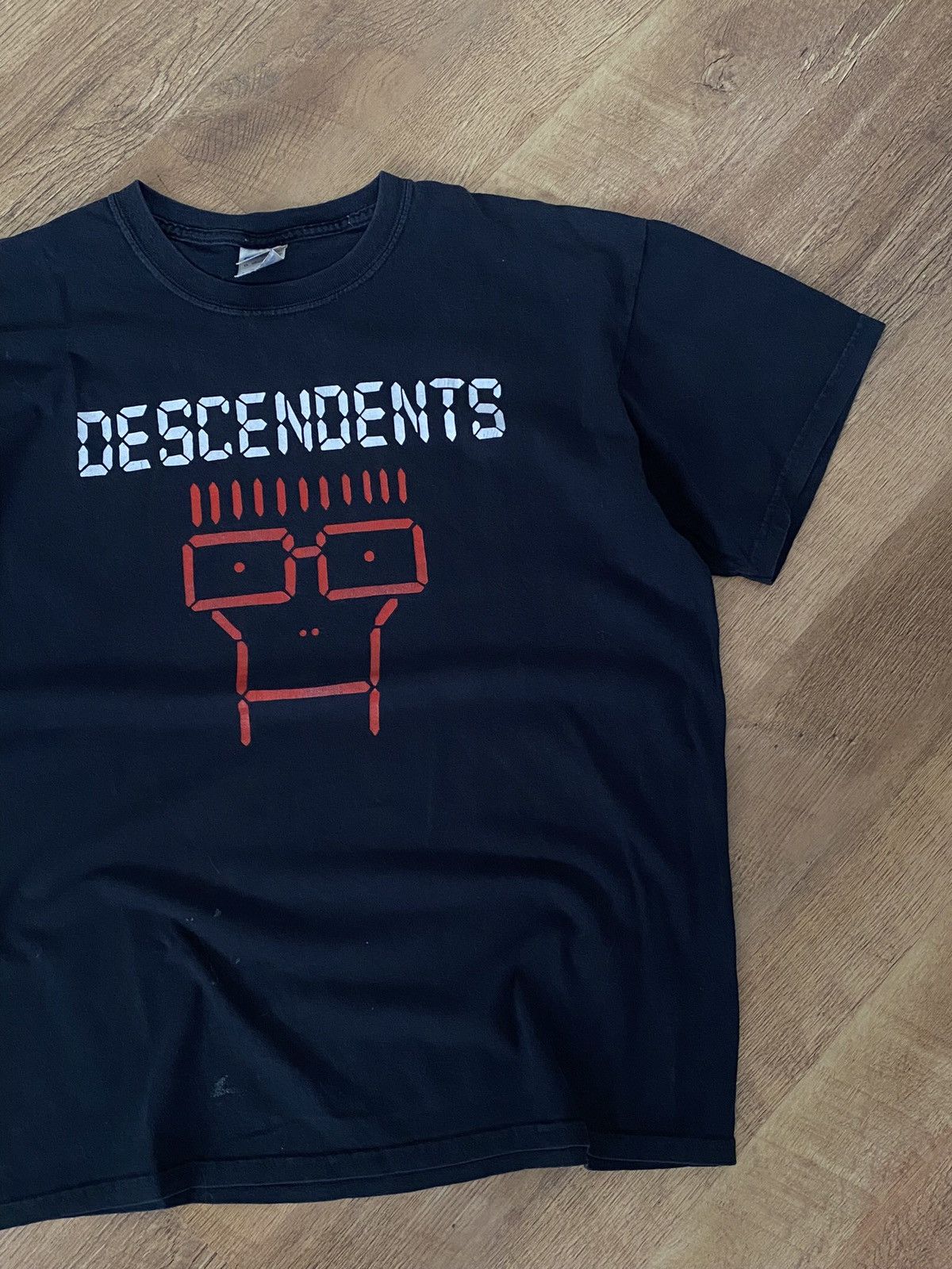 Band Tees × Vintage VINTAGE Y2K DESCENDENTS FADED TEE Size US XL / EU 56 / 4 - 3 Thumbnail
