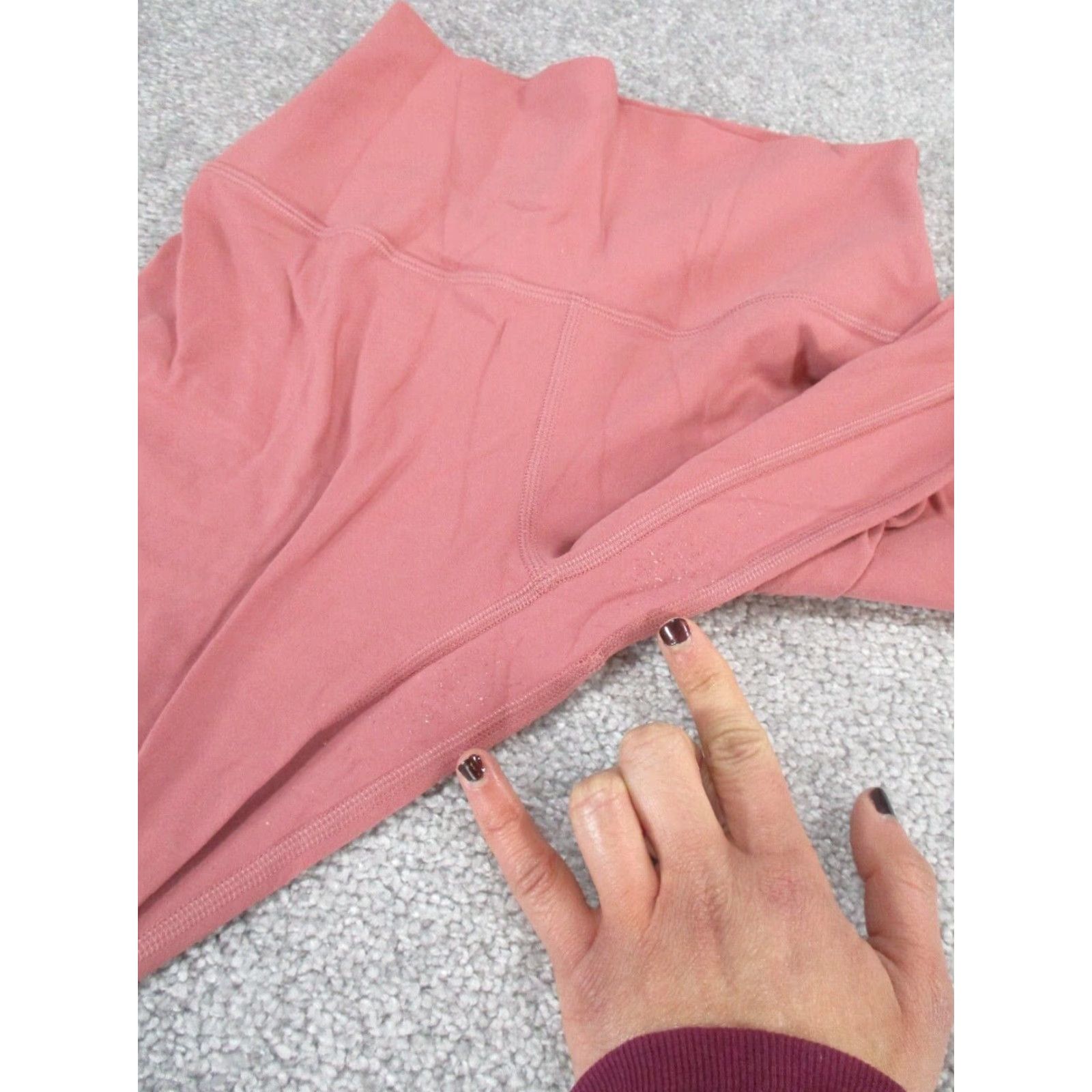 Lululemon Lululemon Womens 4 Brier Rose Red Pink Nulu Crop Yoga Leggings Size 27" / US 4 / IT 40 - 2 Thumbnail