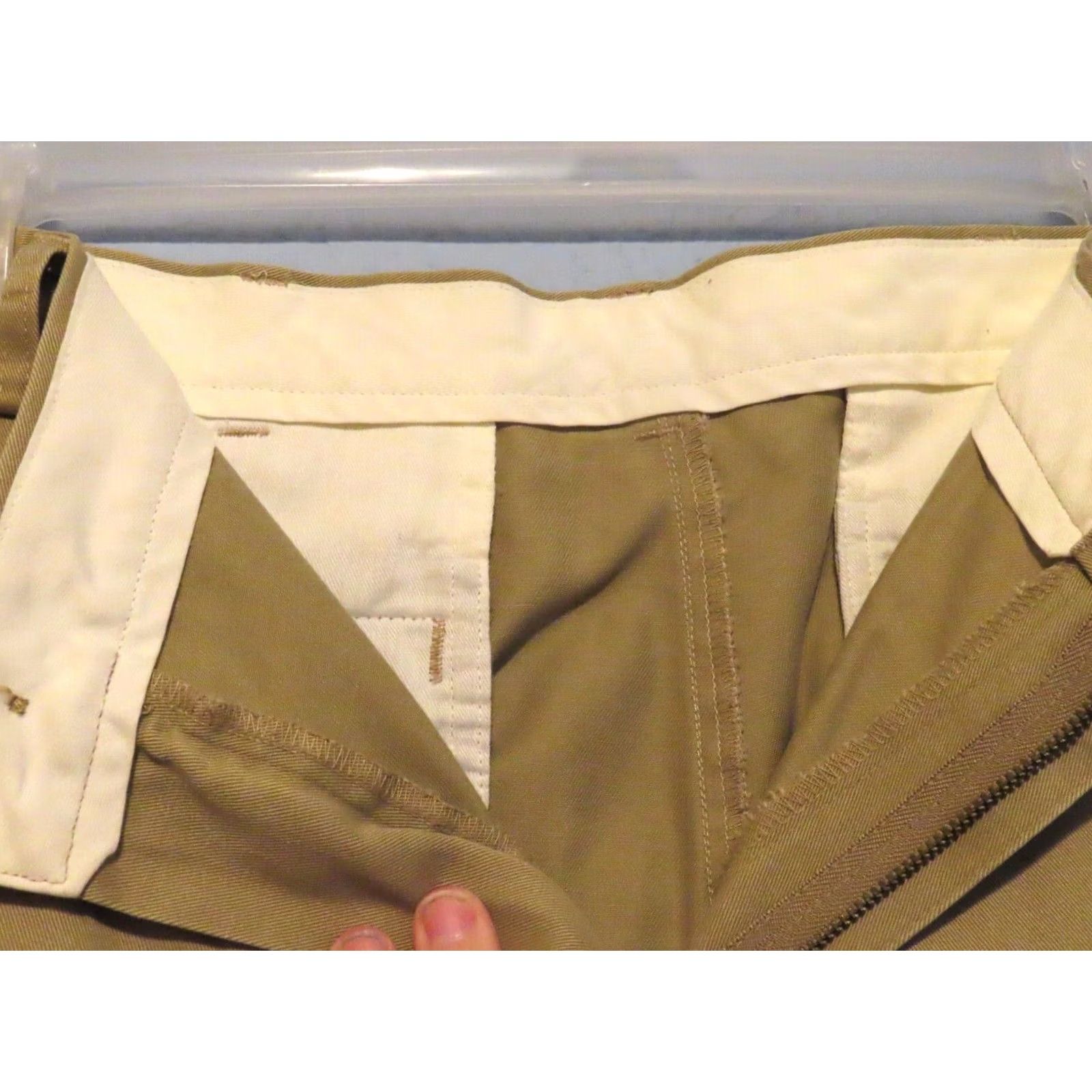 Vintage VINTAGE L.L. Bean Pants Mens 36x30 Khaki Classic Fit Canvas Cotton Flat Front Zipper Button Logo Nature Mens Pants Size US 36 / EU 52 - 5 Thumbnail