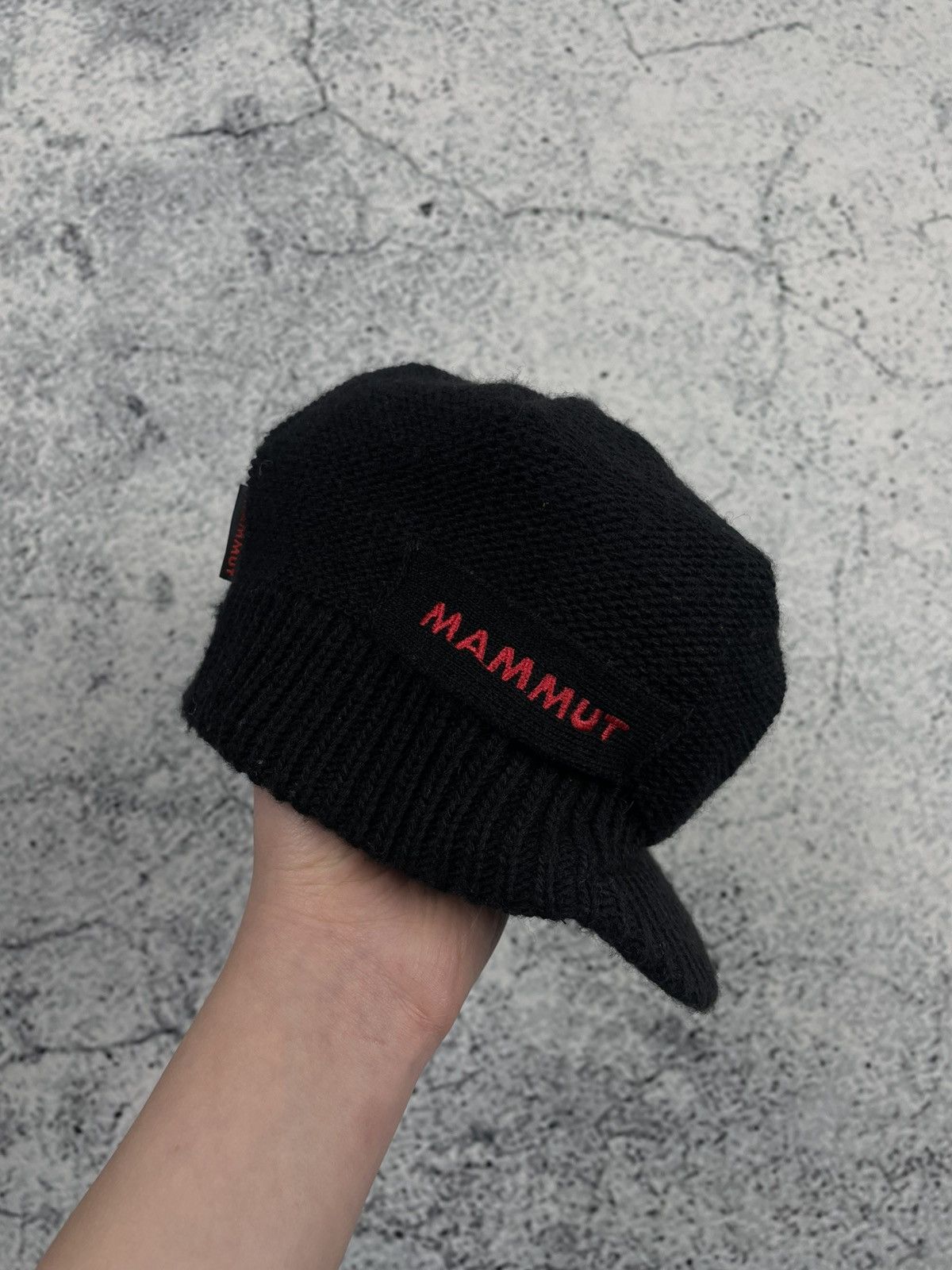 Mammut Mammut one size winter Cap wool premium with a visor egv Size ONE SIZE - 2 Thumbnail