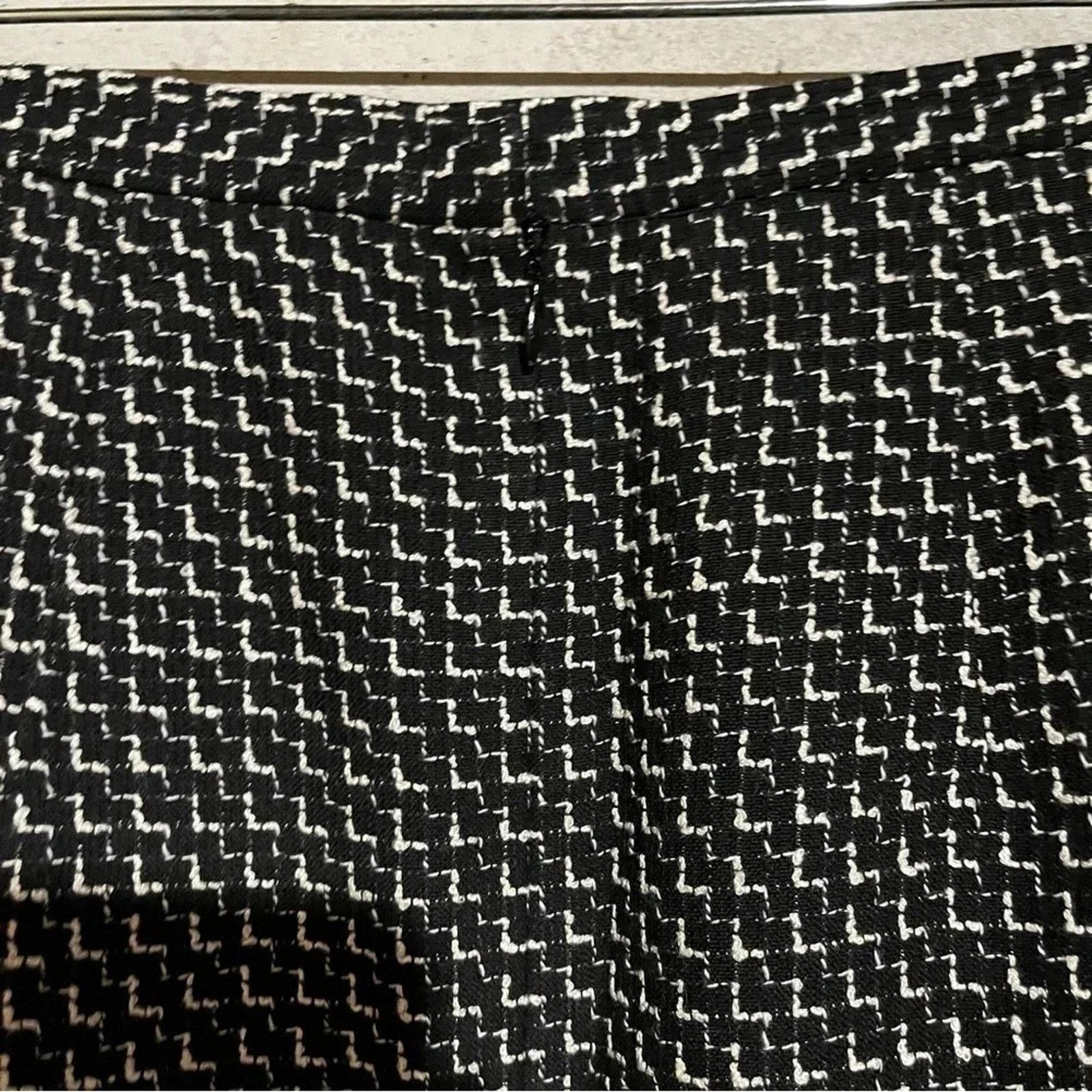 Talbots NWT Talbots Tweed Skirt Black White Women’s Size 10 Office Size 32" / US 10 / IT 46 - 8 Thumbnail