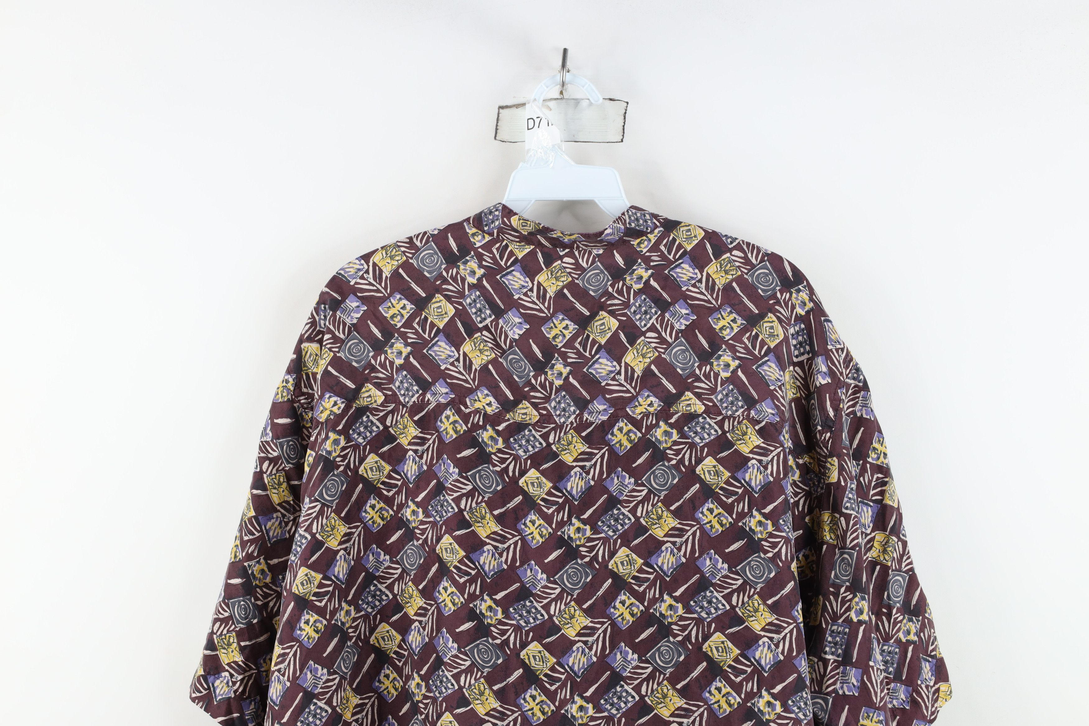 Vintage Vintage 90s Streetwear Flower Silk Band Collar Button Shirt Size US XL / EU 56 / 4 - 9 Thumbnail