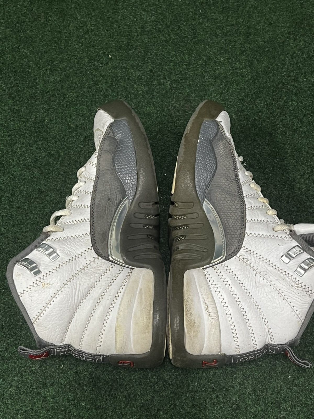 Jordan Brand 2019 Air Jordan 12 Retro Dark Grey Size US 6 / EU 39 - 7 Thumbnail