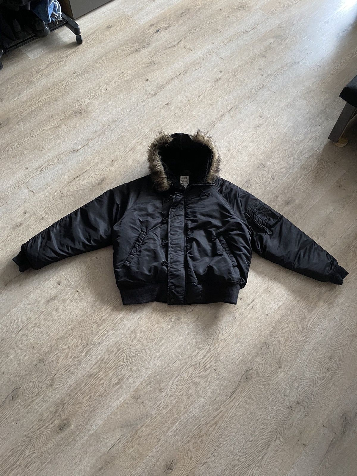 Burberry × Luxury × Vintage Vintage Burberry London Down