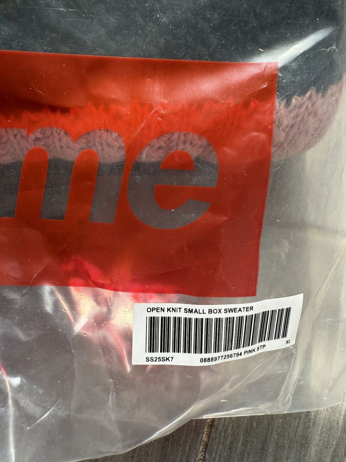 Supreme Supreme Loose Guage Stripe Small Box Logo Sweater size XL Size US XL / EU 56 / 4 - 2 Thumbnail