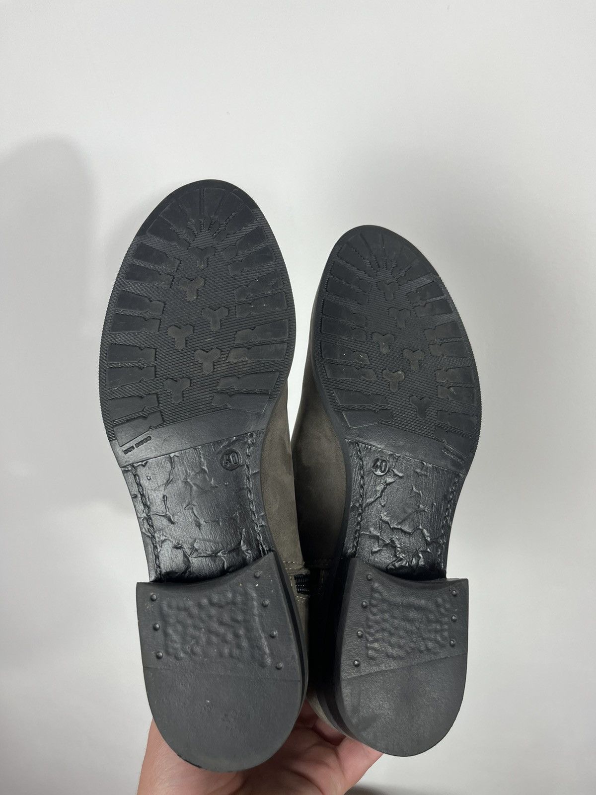Vintage Women’s Suede Ankle Boots Zip Buckle Studded Gray Size EU 40 Size US 9.5 / IT 39.5 - 14 Thumbnail
