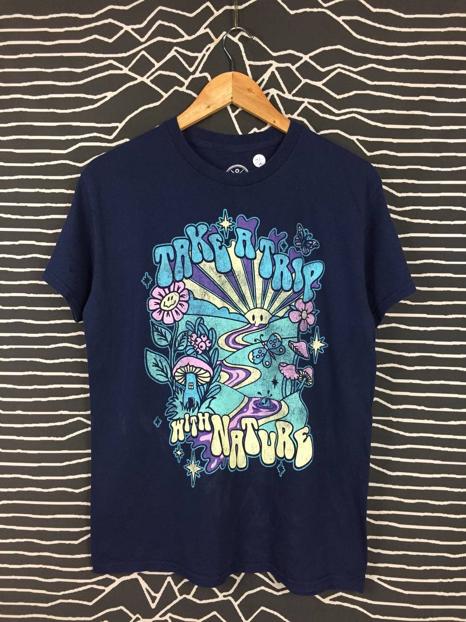 Vintage ODM Take A Trip With Nature Graphic Tee Size US M / EU 48-50 / 2 - 2 Thumbnail