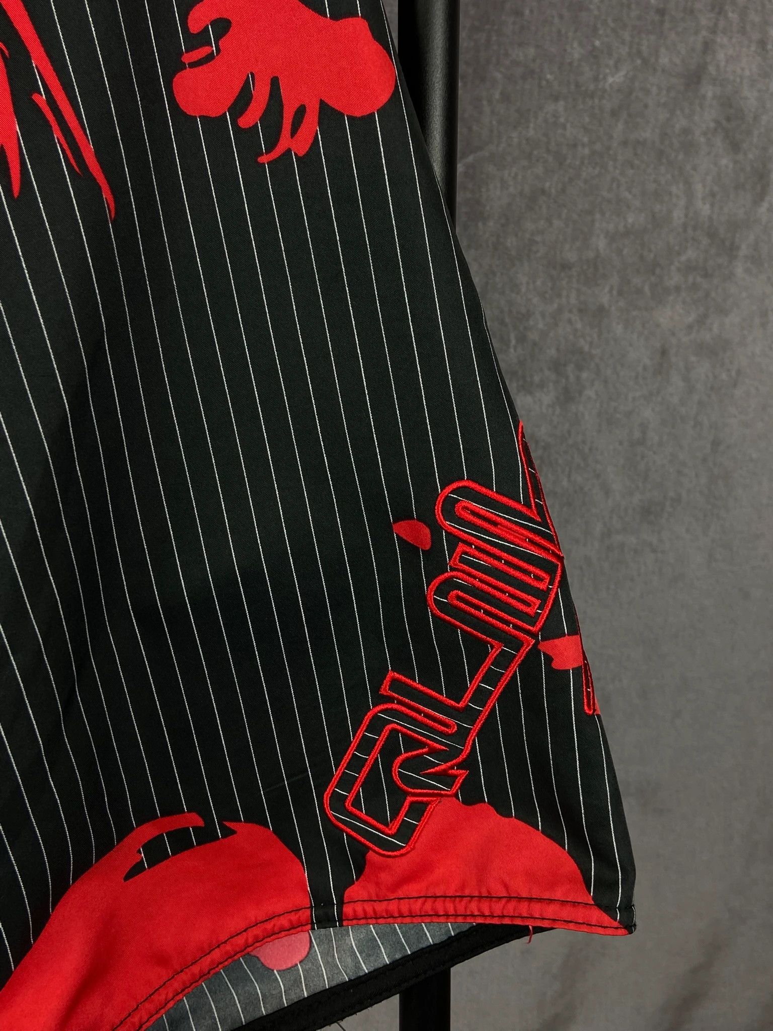 Billabong Billabong Red Black Boardshorts XL Surf Vintage Size US 32 / EU 48 - 2 Thumbnail