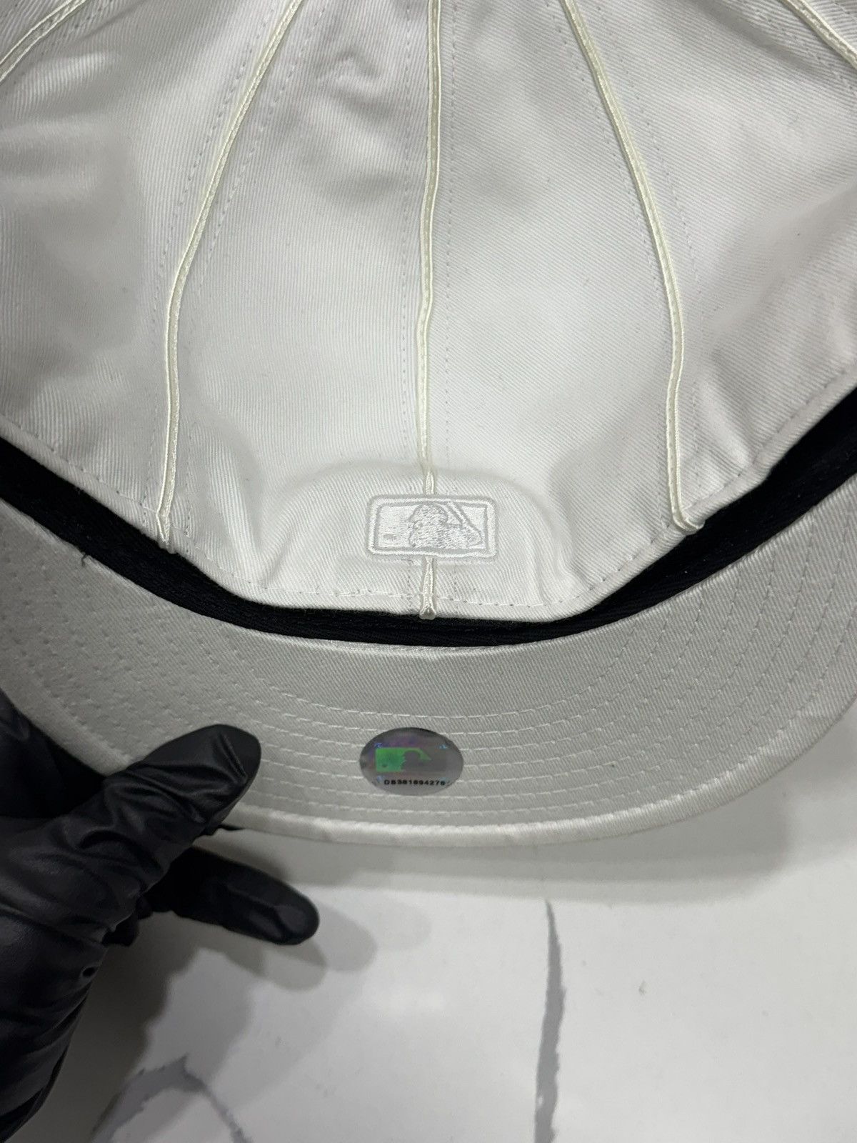 New Era Vintage Philadelphia Phillies Laced Fitted Cap Size ONE SIZE - 6 Thumbnail