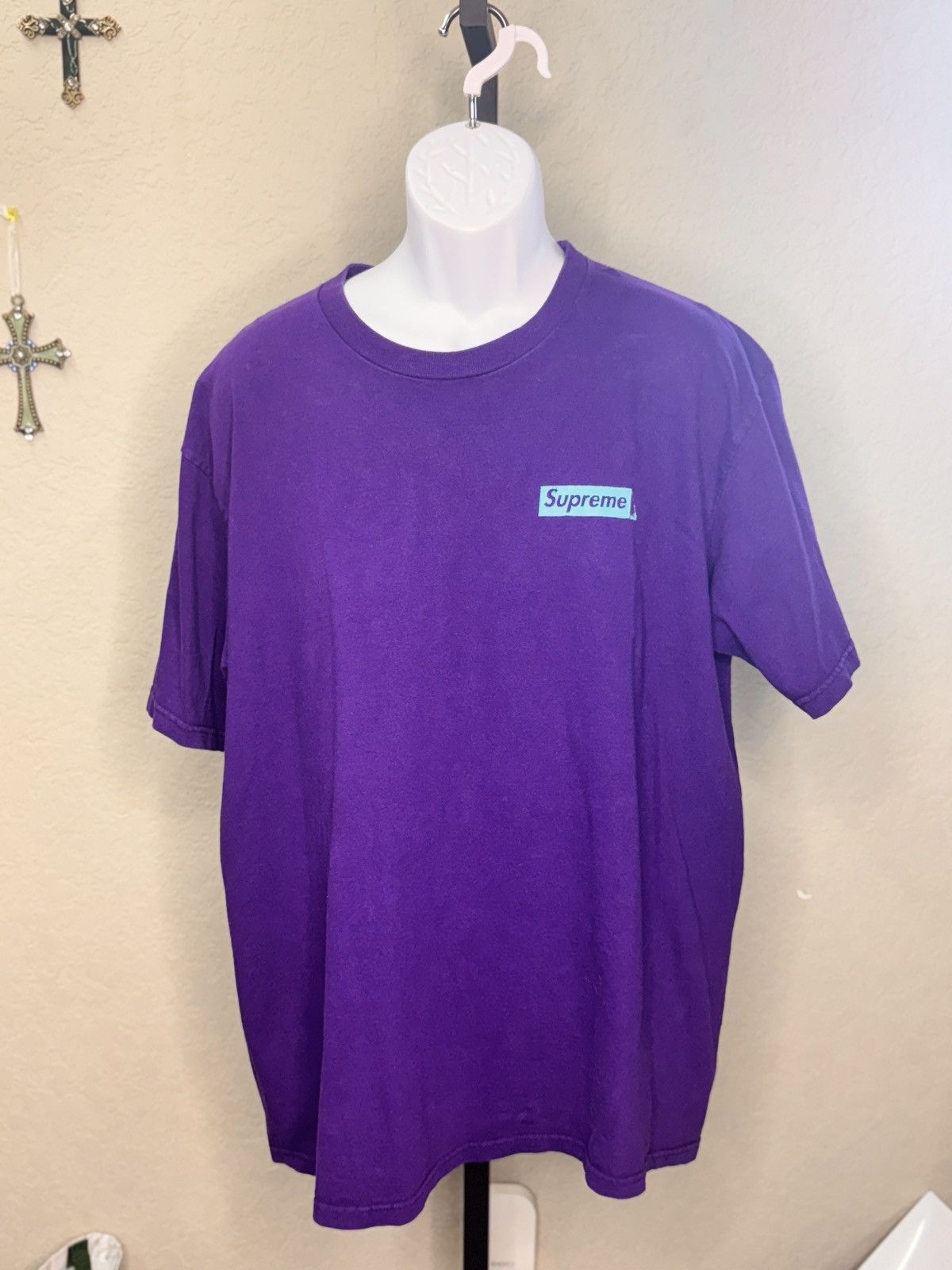 Supreme Supreme Purple Graphic Tee – Rare & Bold Statement Piece Size US XL / EU 56 / 4 - 1 Thumbnail