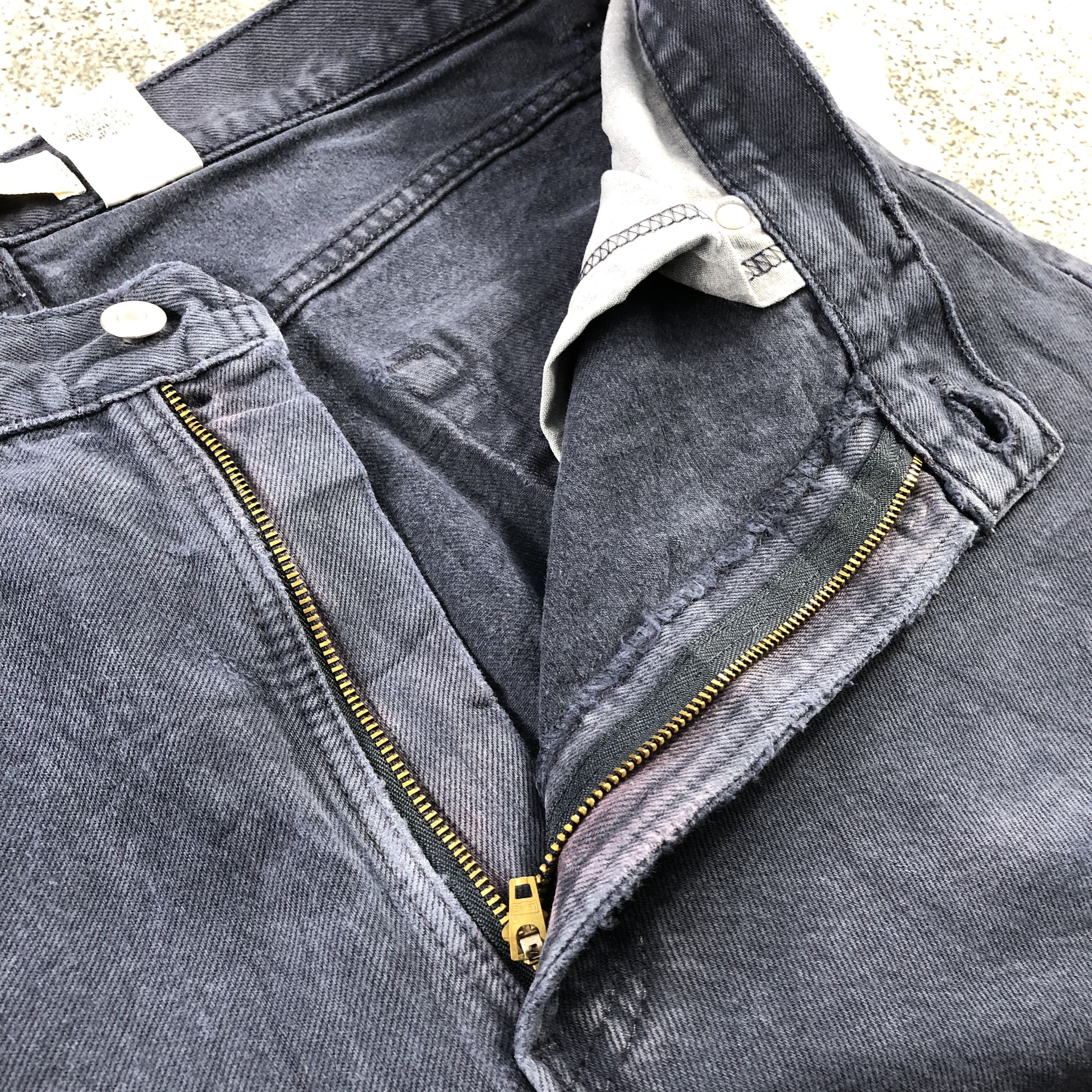 Levi's Vintage Levi's 505 Jeans Faded Blue Denim KJ951 Size US 35 - 14 Thumbnail