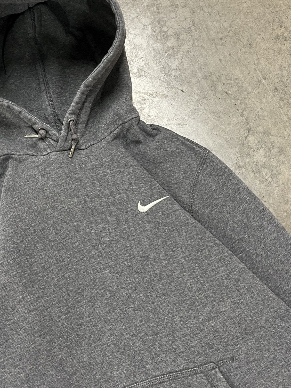 Nike × Vintage Nike vintage essential gray swoosh hoodie streetwear hype Size US M / EU 48-50 / 2 - 4 Thumbnail