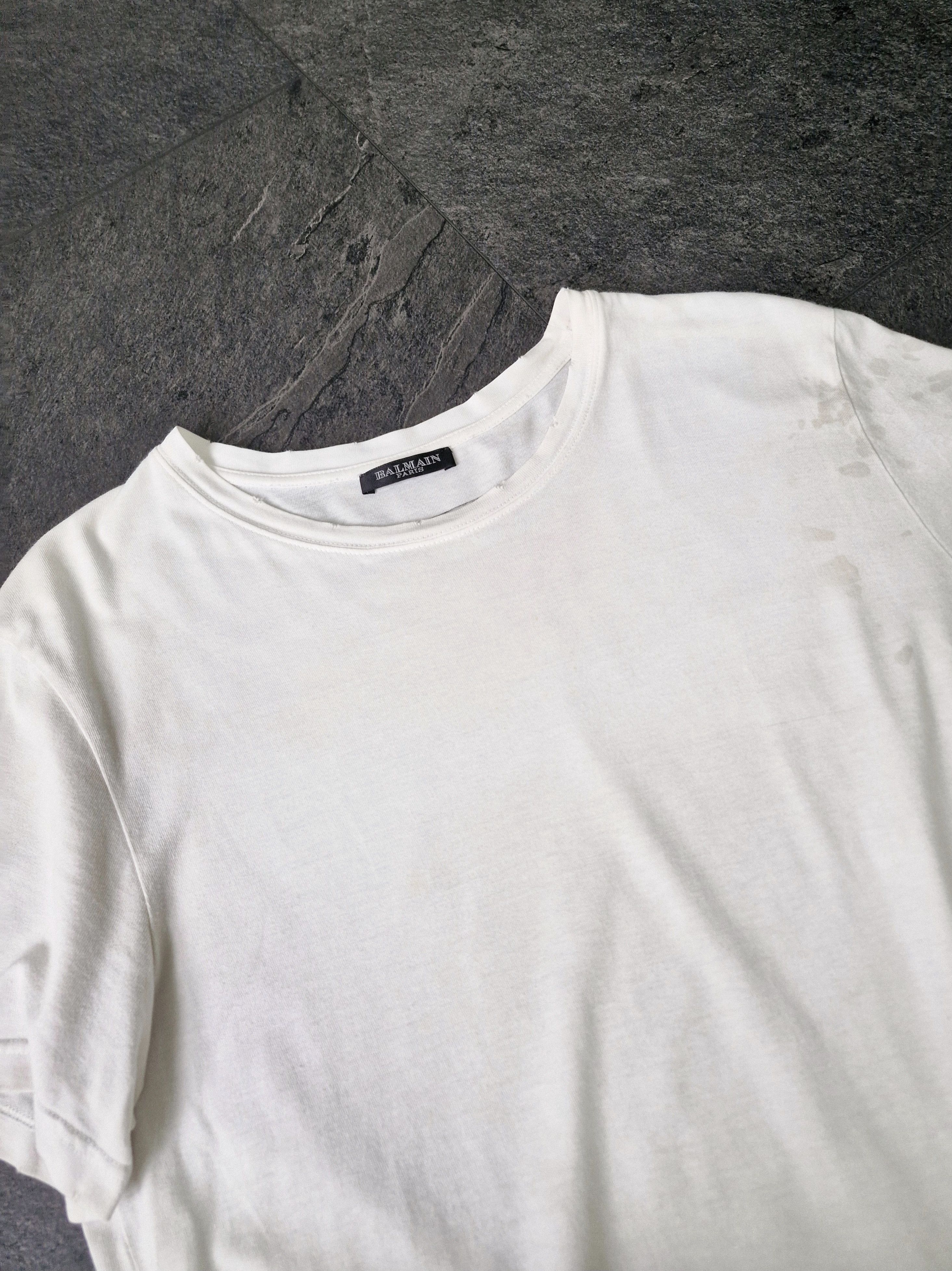 Balmain AW10 Balmain Decarnin Distressed Stained White T-shirt Size US M / EU 48-50 / 2 - 8 Thumbnail