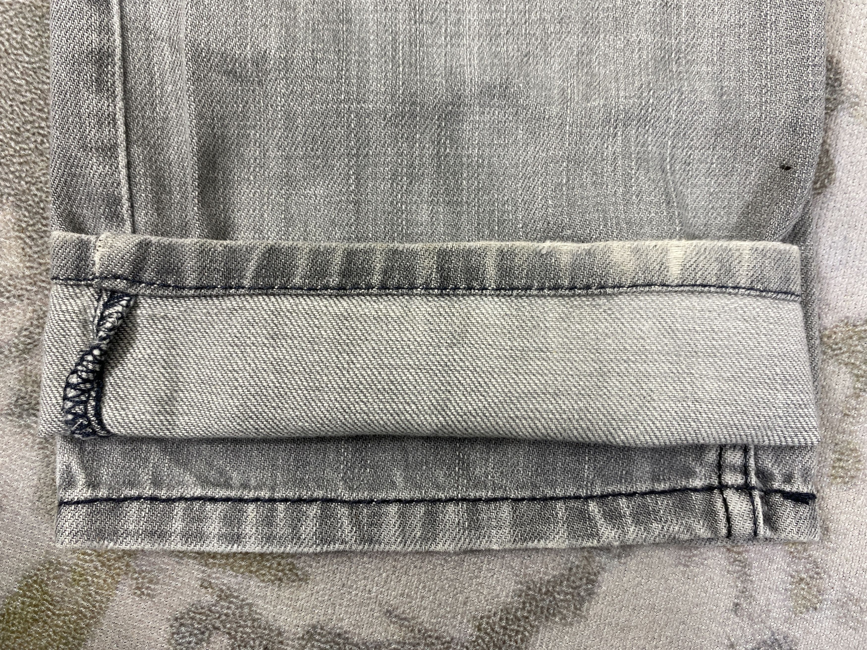 Levi's Grey Levi's 514 Jeans 29x29 Denim -JN2126 Size US 29 - 14 Thumbnail