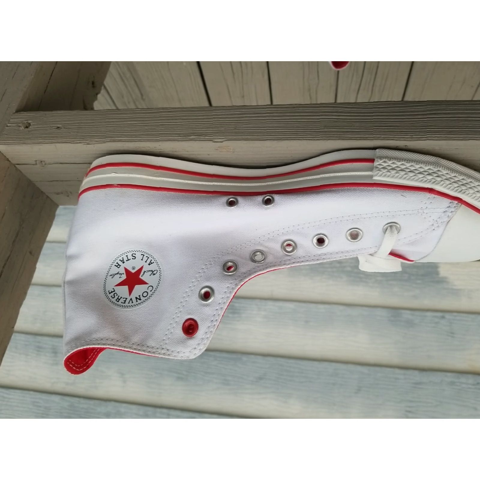 Converse Converse Chuck Taylor 70 High Top Sneakers Men’s 13 White Red Cap Toe Boom Box 2018 Modern Stars Size US 13 / EU 46 - 4 Thumbnail