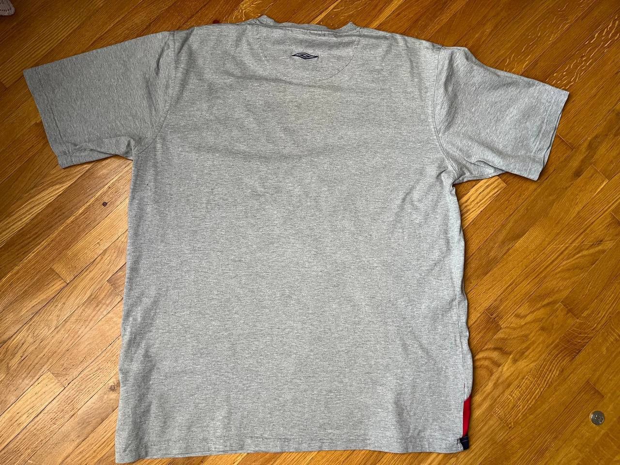 Umbro Vintage Umbro England 2000s soccer jersey tee Size US XL / EU 56 / 4 - 2 Thumbnail