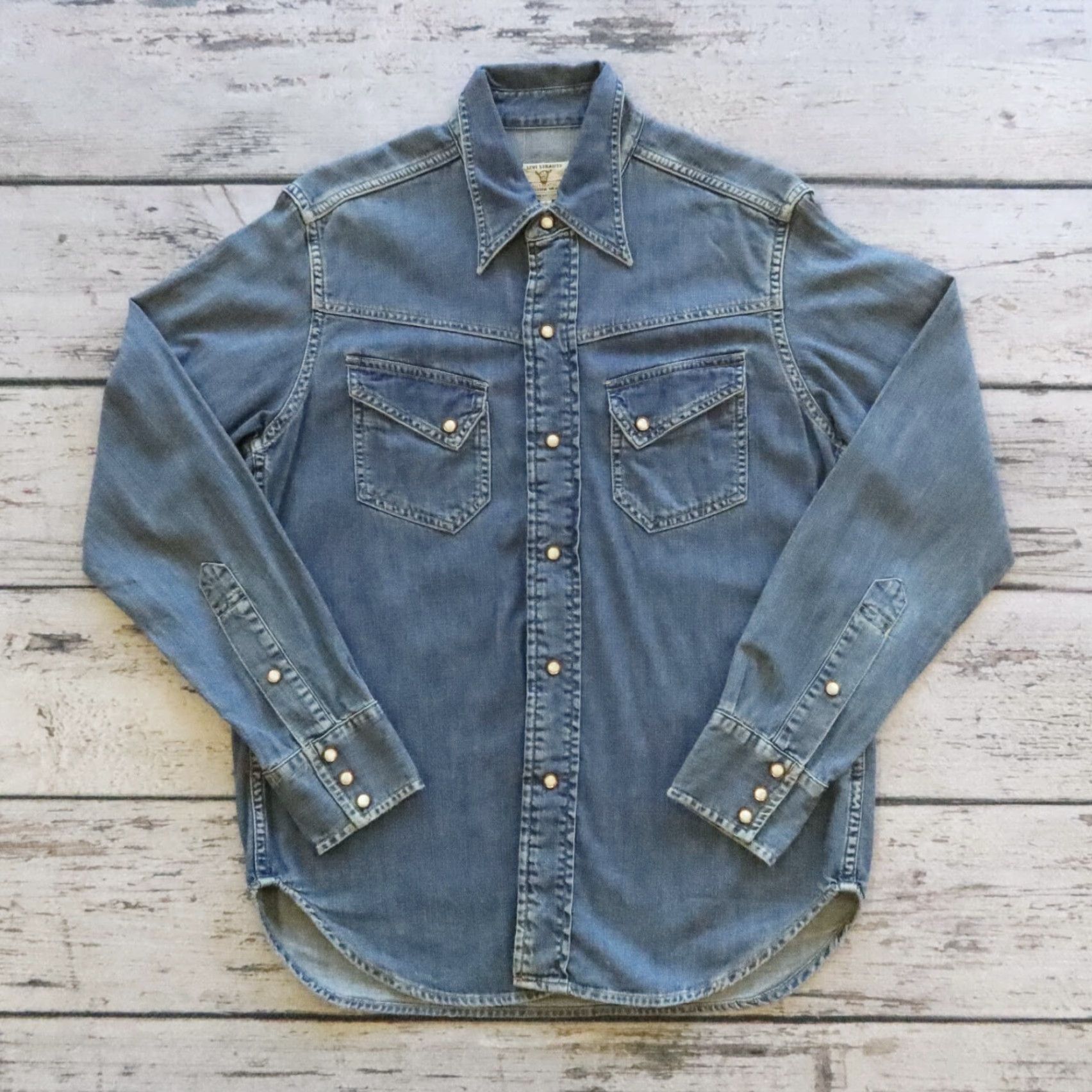 Levi's VINTAGE Levi's Collection Shorthorn Western Wear Sanforized Denim Shirt LVC Shirt Men S Blue Chambray Button-Up Long Sleeve Size US S / EU 44-46 / 1 - 2 Thumbnail