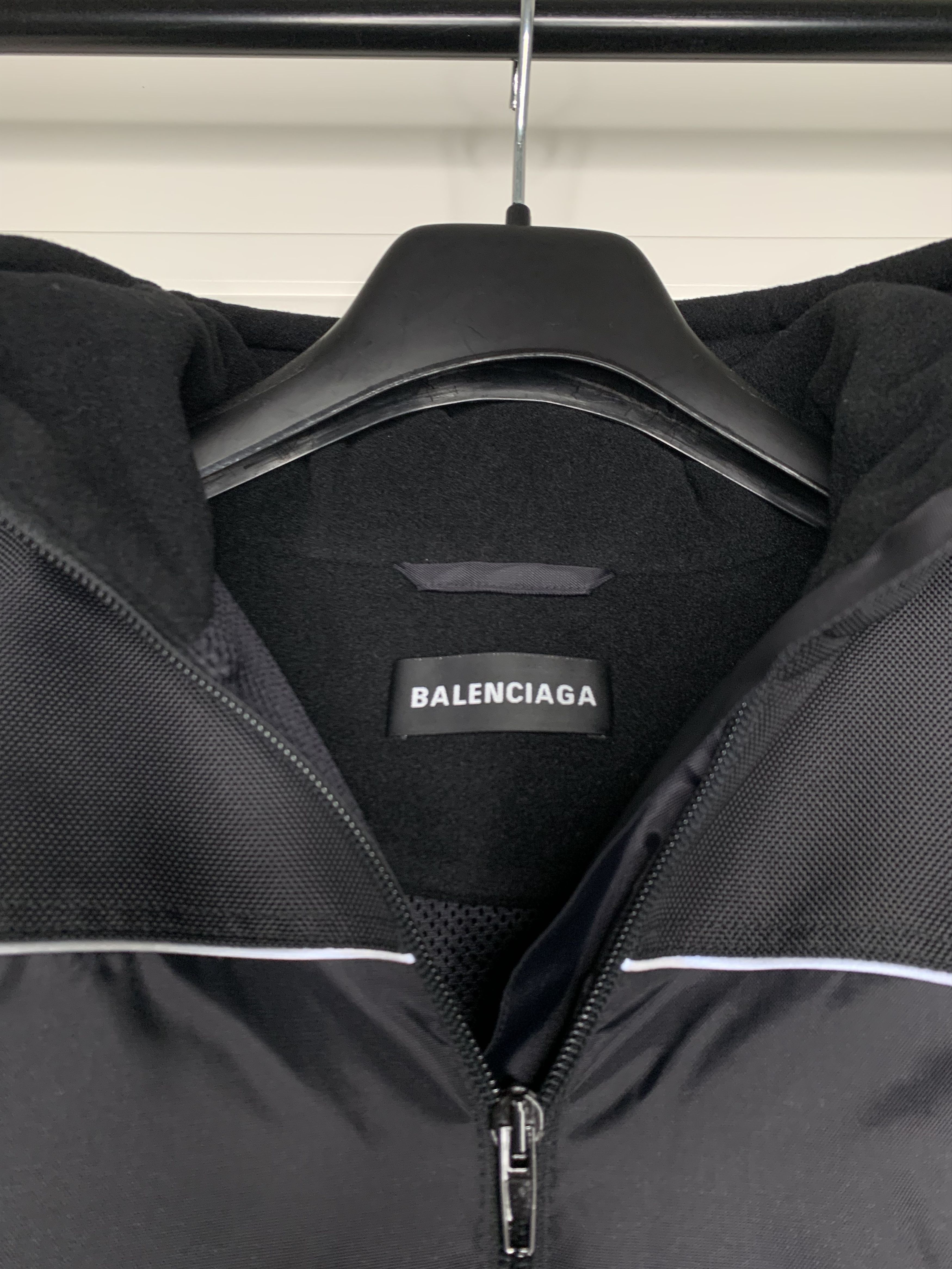 Balenciaga Balenciaga 80s Logo Black Windbreaker Nylon Jacket Size US M / EU 48-50 / 2 - 8 Thumbnail