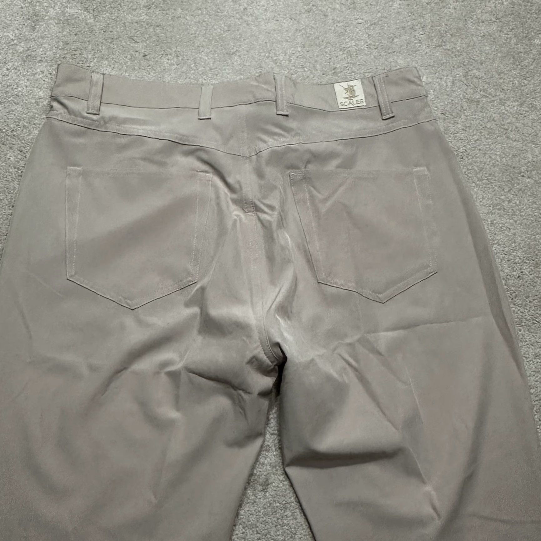 Orvis NWOT Orvis Scales Pants Men's 32x32 Beige Fishing Stretch Performance Straight Leg Regular Rise 5-Pocket Zipper Button Size US 32 / EU 48 - 4 Thumbnail