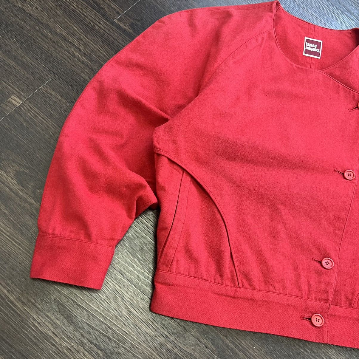 Issey Miyake 🔥 Vintage 70's RED Issey Miyake Raglen Sleeve bomber jacket Size S / US 4 / IT 40 - 4 Thumbnail