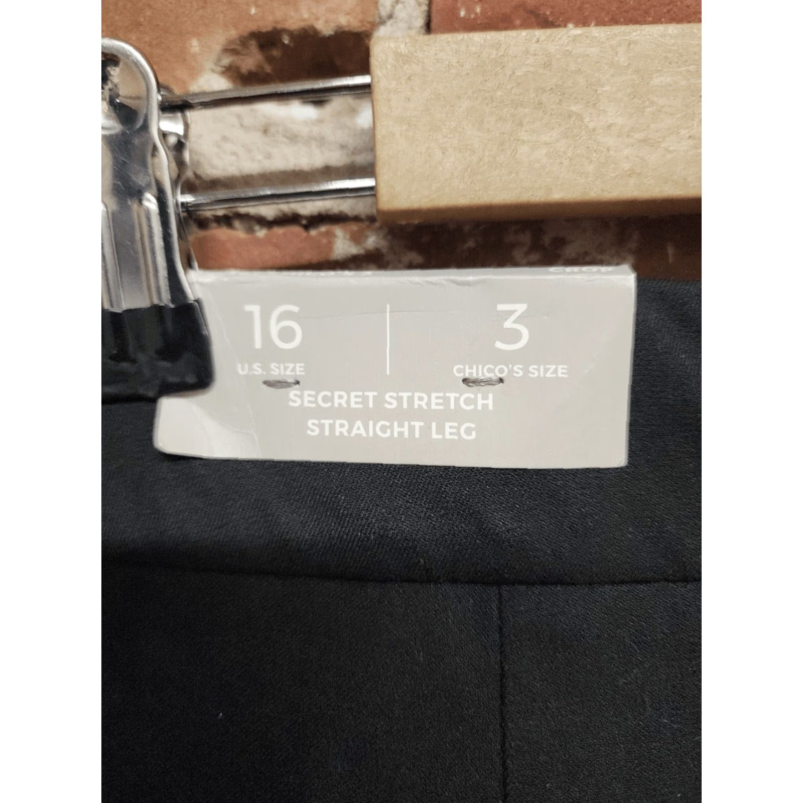 Vintage CHICOS Black Convertible Straight Leg Crop Pant 16 Regular Stretc h Luxe NWT 27" Inseam Womens Pants Size 26" / US 2 / IT 38 - 3 Thumbnail