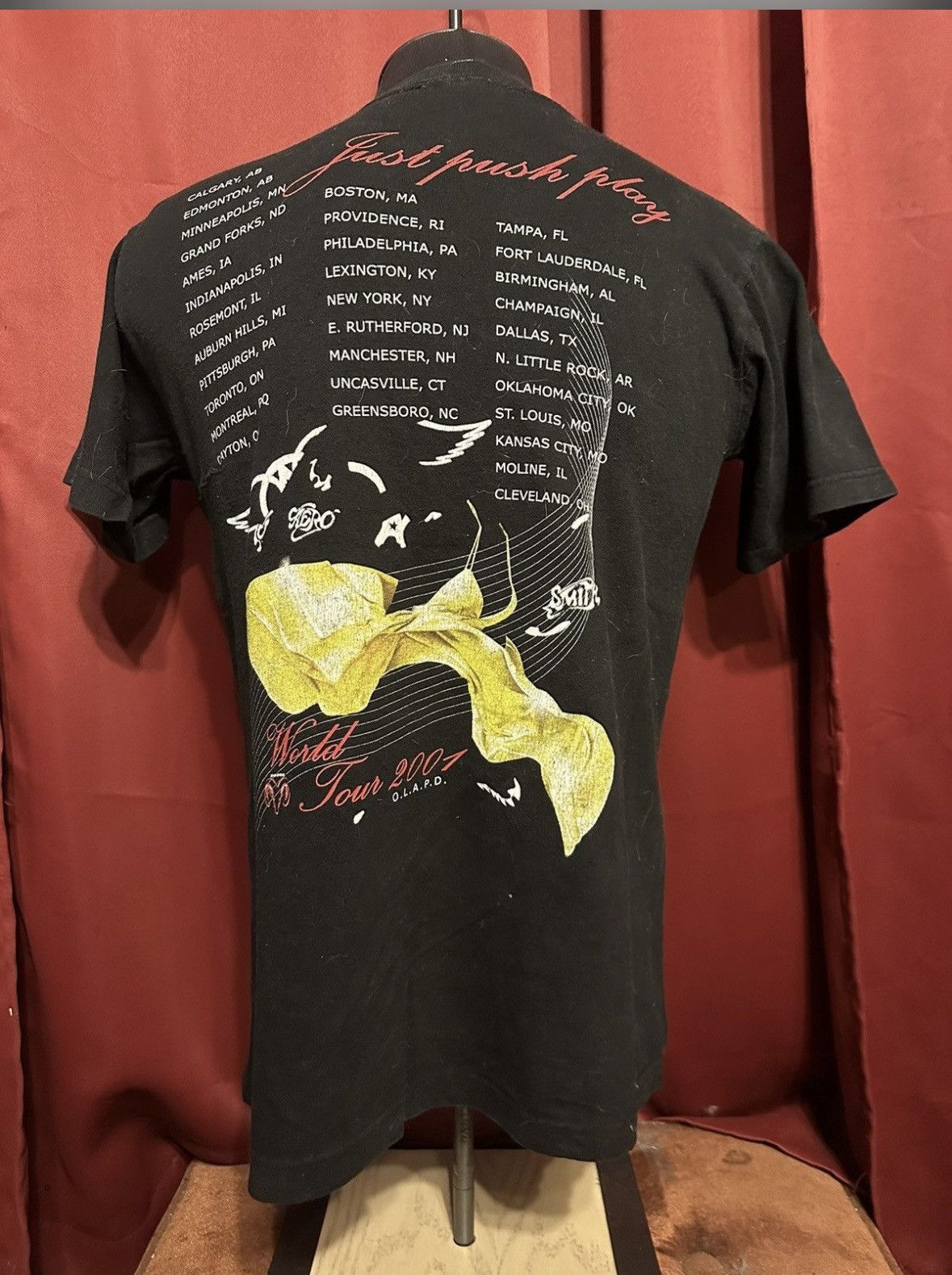 Aerosmith Vintage Aerosmith Tshirt Y2k Hajime Sorayama Band Tee Art Size US M / EU 48-50 / 2 - 2 Thumbnail