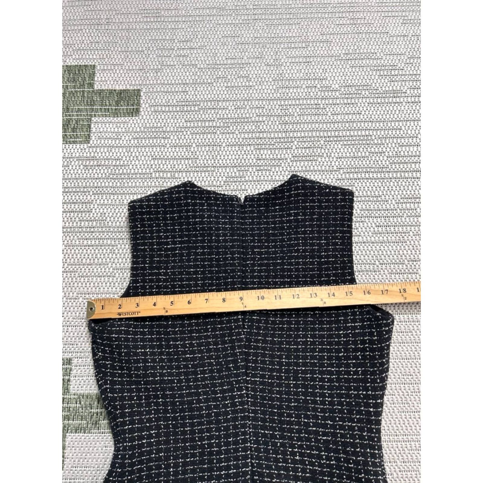 St. John St John Dress Womens 6 Sheath Black Check Tweed Round Neck Back Zip Bag? Size M / US 6-8 / IT 42-44 - 6 Thumbnail