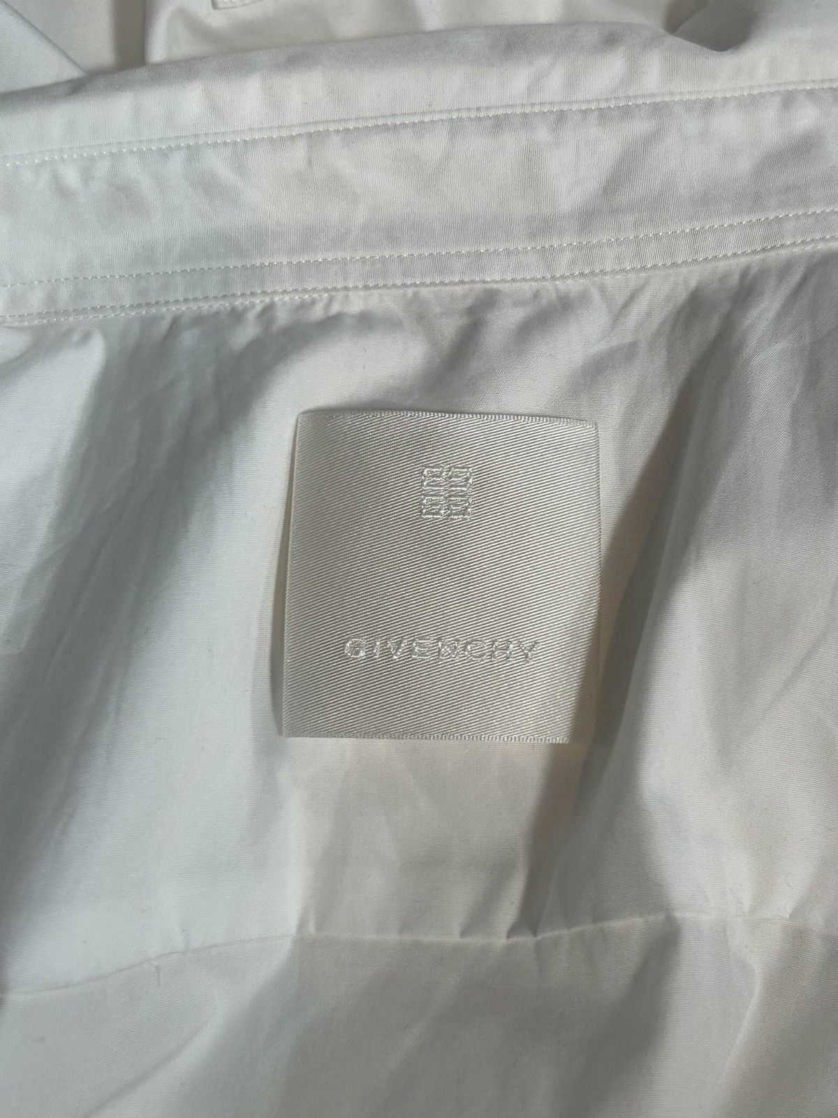 Givenchy SS 23 Chain Necklace 3/4 Button up Size US M / EU 48-50 / 2 - 5 Thumbnail