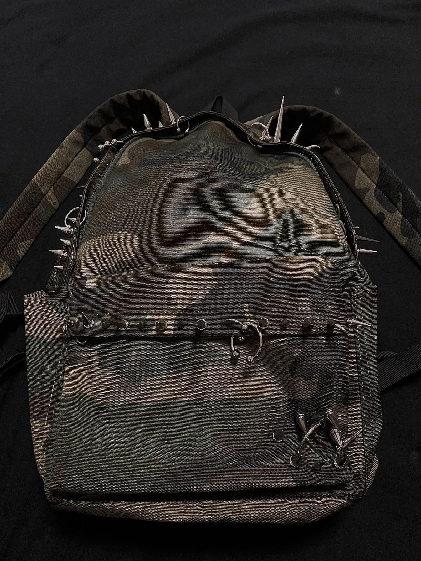 Other Punk Gothic Army Streetwear Rivets Camouflage Backpack Size ONE SIZE - 5 Thumbnail