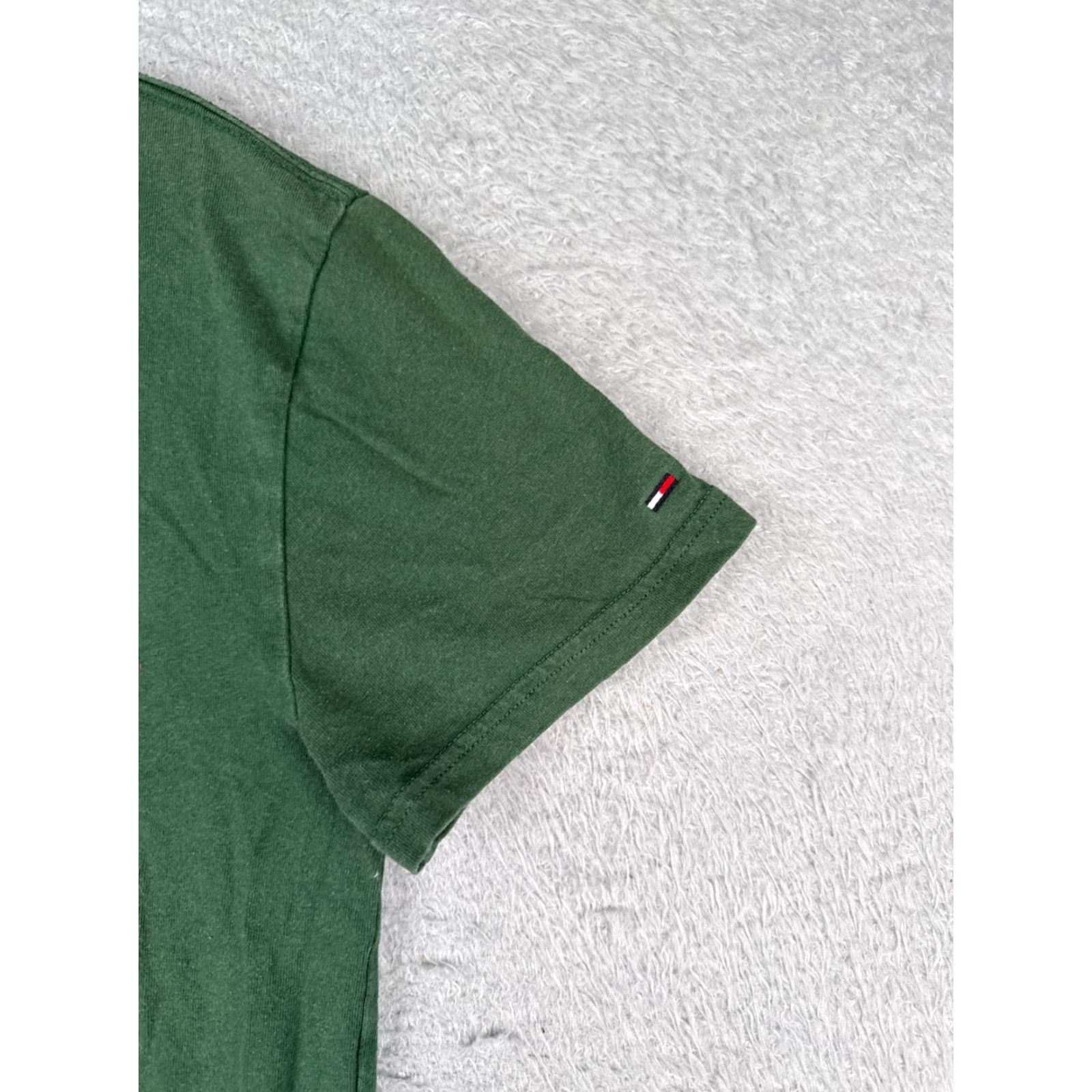 Tommy Hilfiger Tommy Hilfiger Jeans Shirt Adult Small Green Short Sleeve Crew Neck 100% Cotton Size US S / EU 44-46 / 1 - 2 Thumbnail