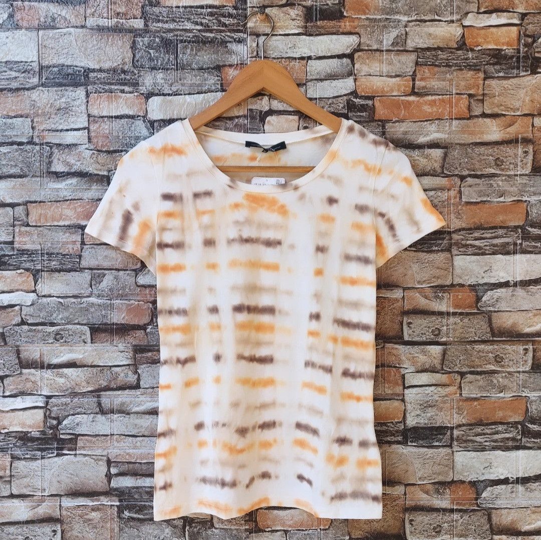 Max Mara MaxMara Tshirt Size M / US 6-8 / IT 42-44 - 1 Thumbnail