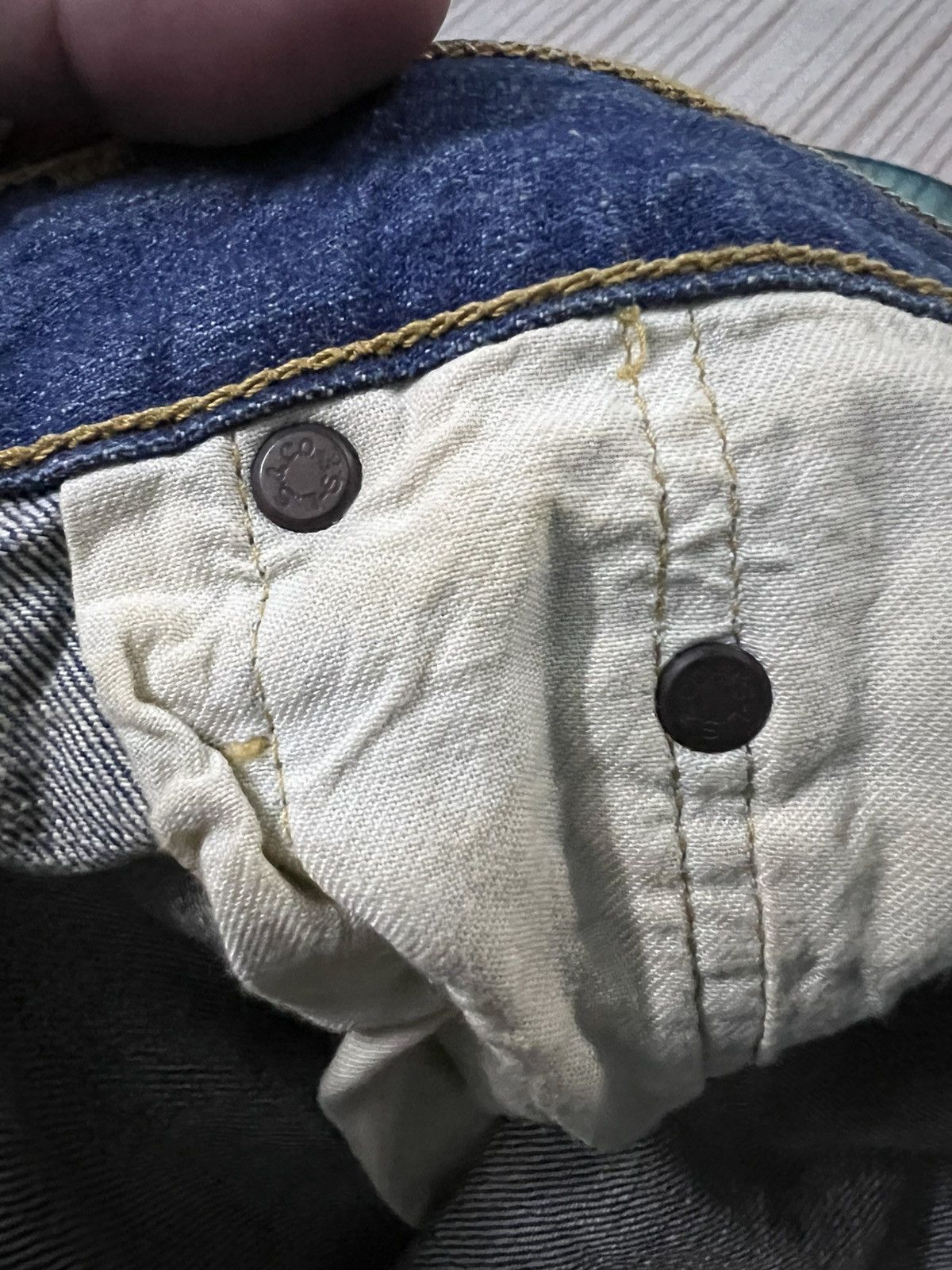Levi's × Levi's Vintage Clothing VINTAGE LEVIS 501 CROPPED DISTRESS JEANS Size US 31 - 14 Thumbnail