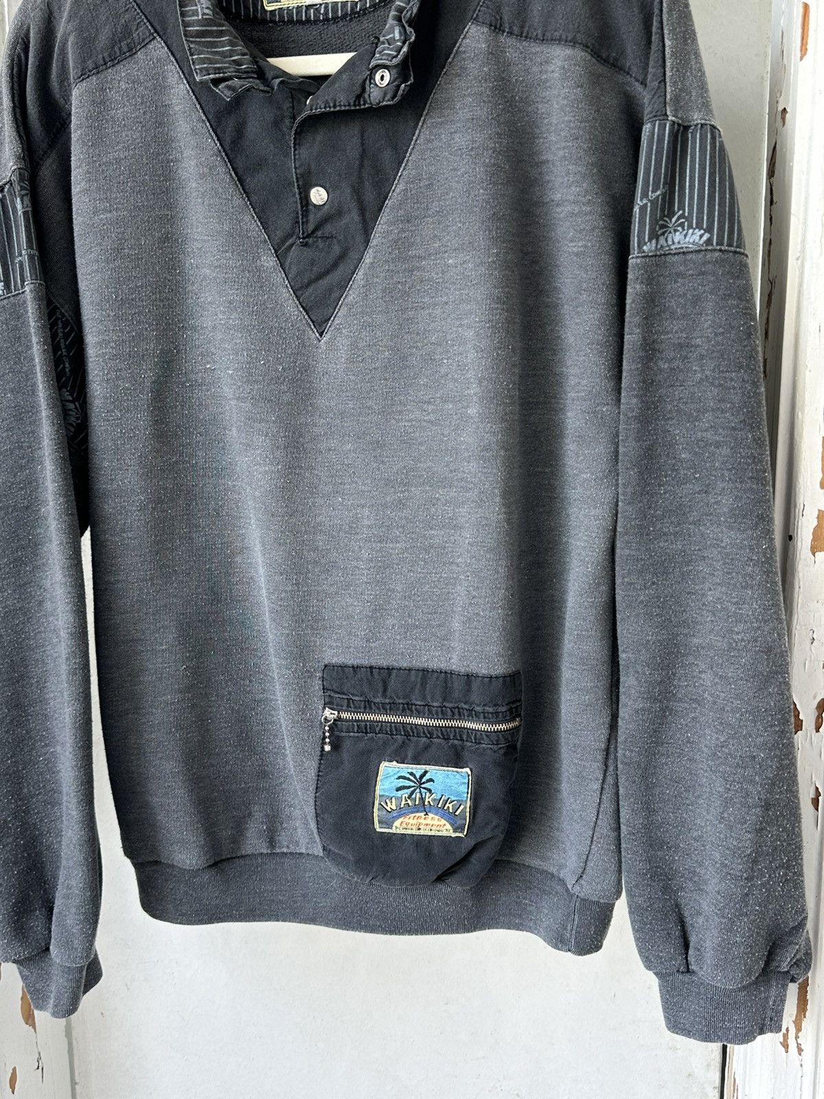 Vintage Vintage Waikiki Relaxed Sweater Size US M / EU 48-50 / 2 - 3 Thumbnail