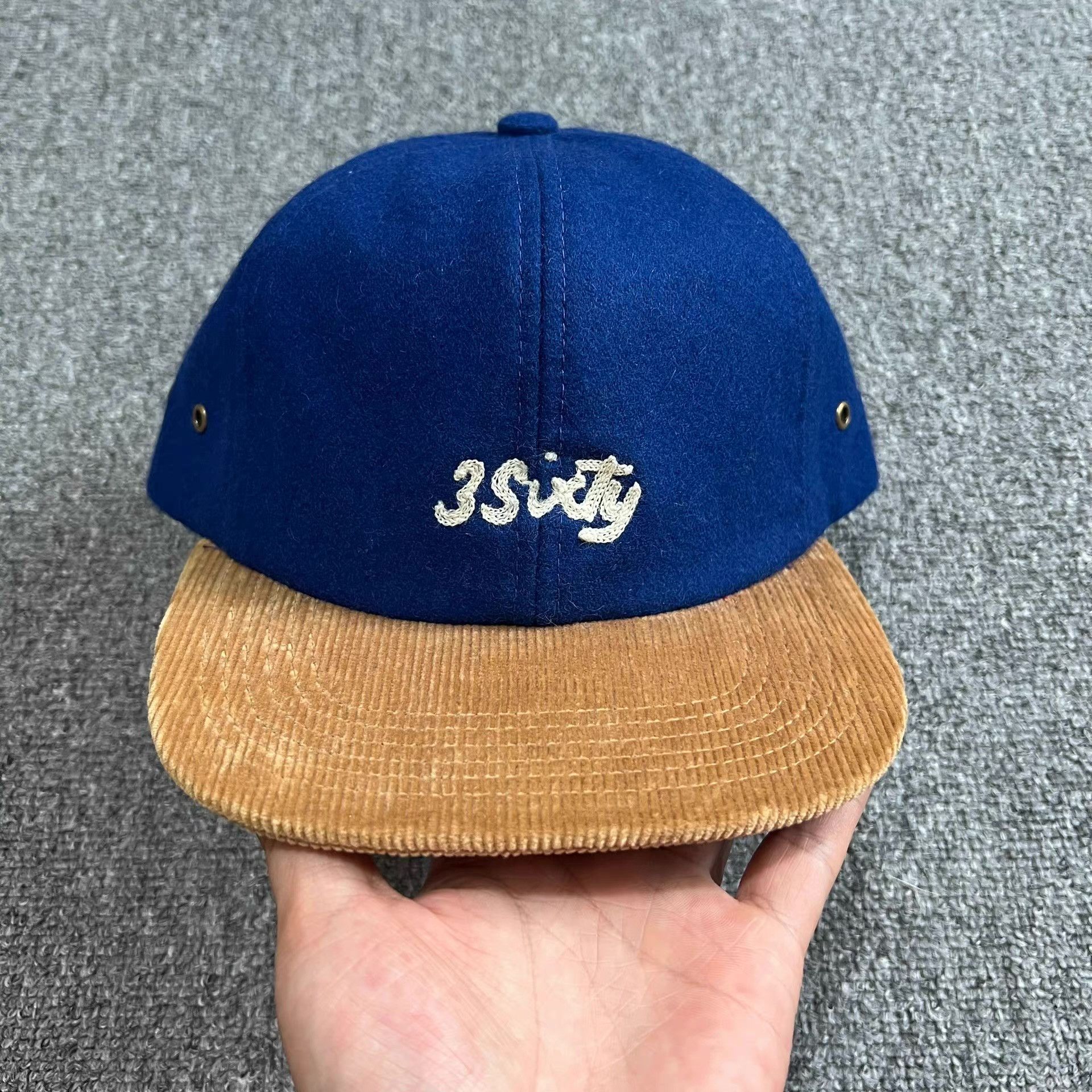 Sixty SIXTY vintage embroidered woolen corduroy baseball cap Q7 Size ONE SIZE - 1 Thumbnail