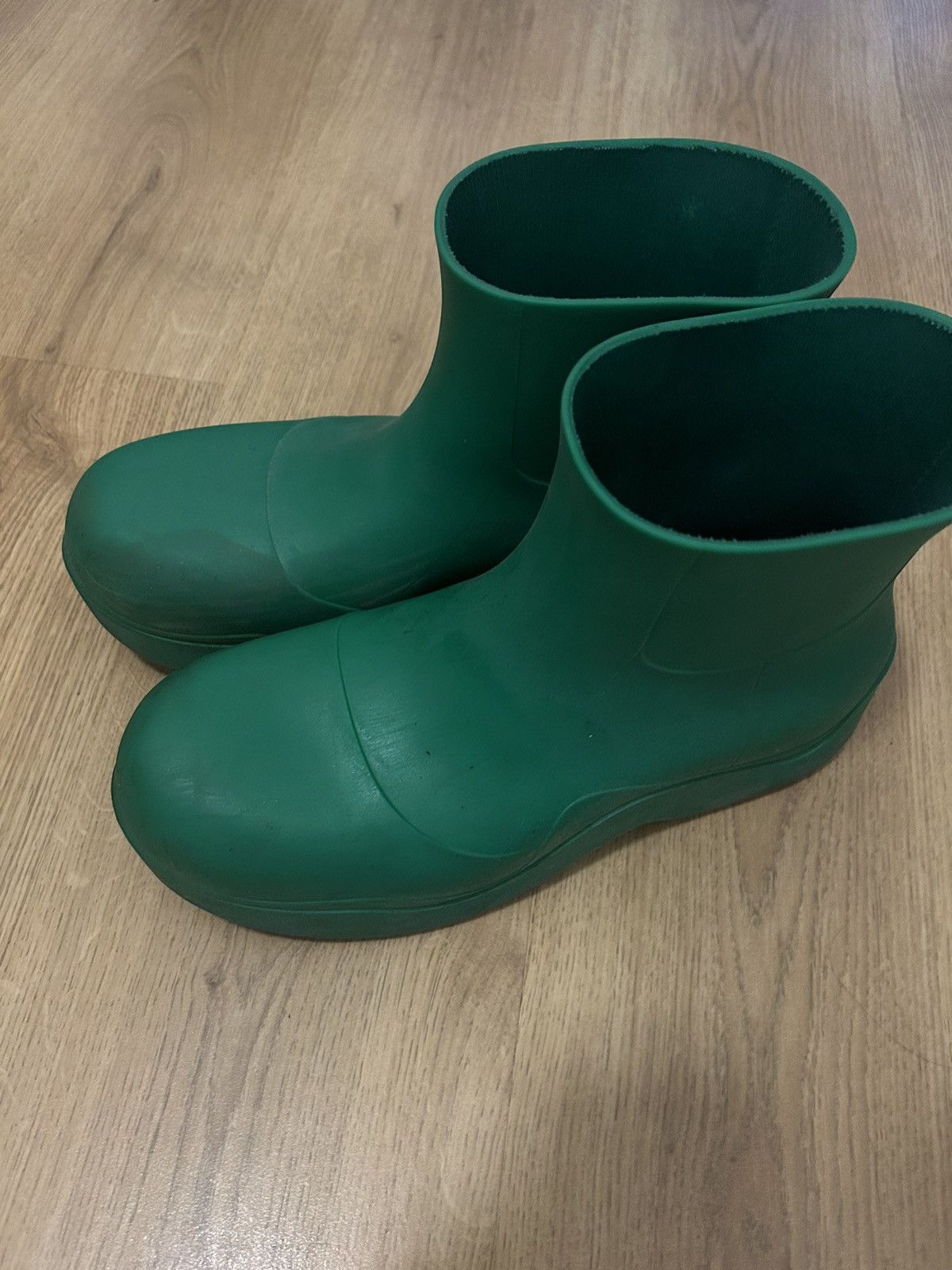 Bottega venetta puddleboots