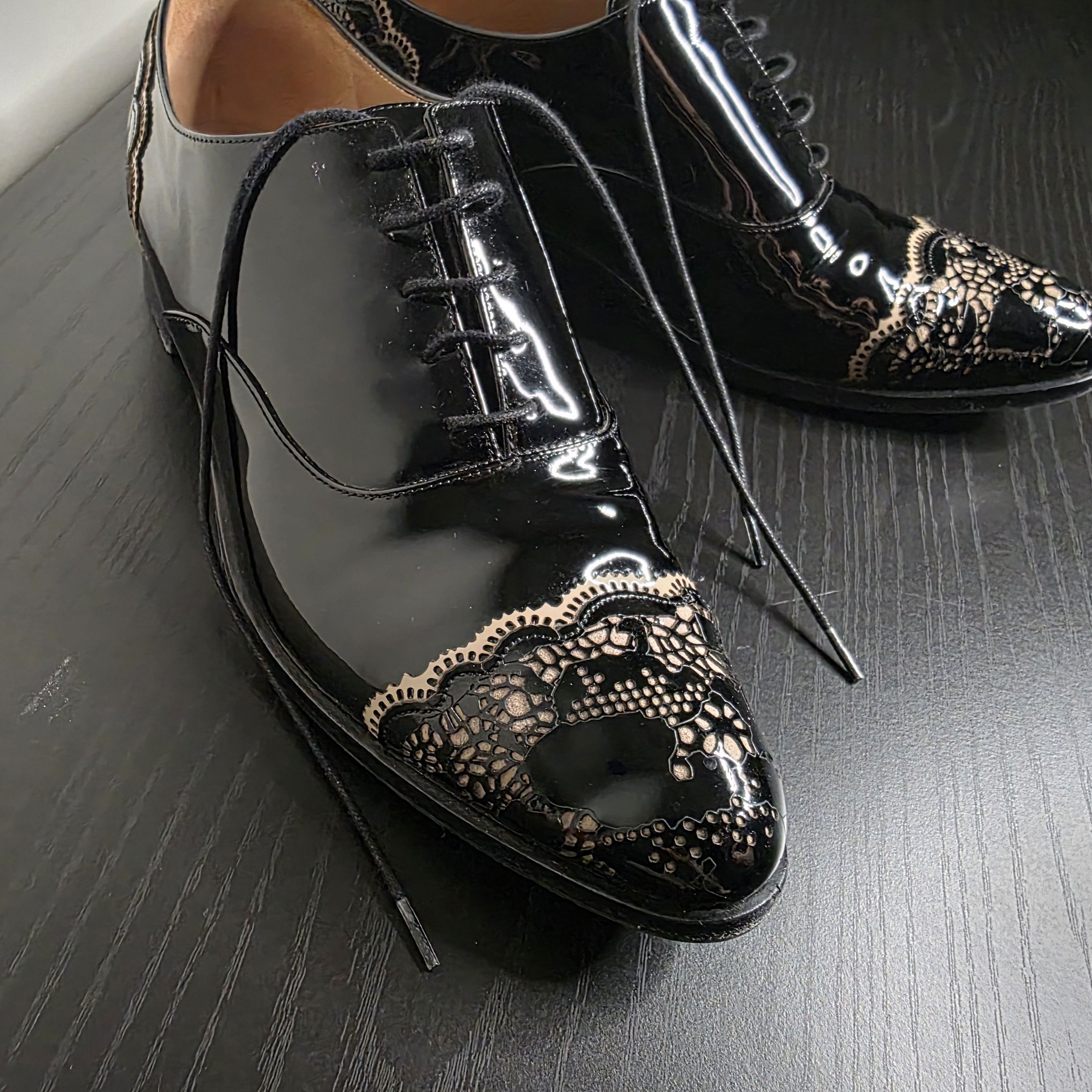 Valentino Valentino Garavani Black Patent Leather Lace Oxford Shoes Size US 8 / IT 38 - 3 Thumbnail
