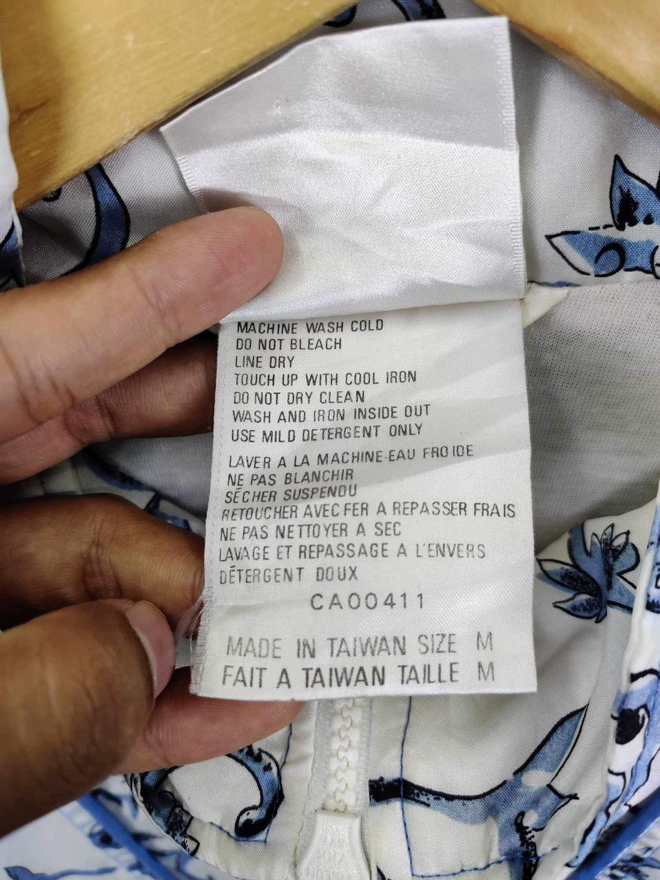 Adidas Vintage 90s Adidas Trefoil Floral Art Windbreaker Jacket Size US M / EU 48-50 / 2 - 13 Thumbnail