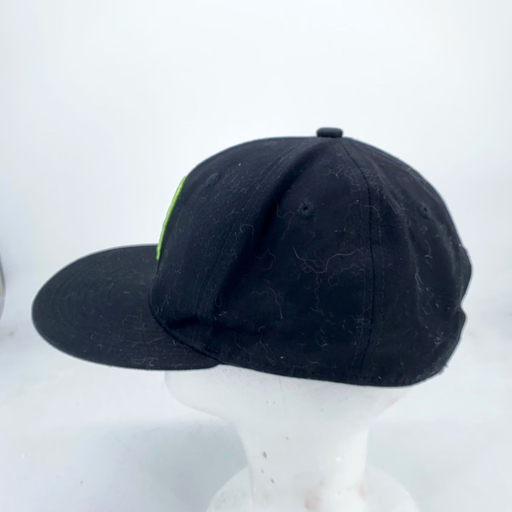 Vintage Monster Energy Hat Cap Snap Back Embroidered Mens One Size Trucker Green Black Size ONE SIZE - 4 Thumbnail